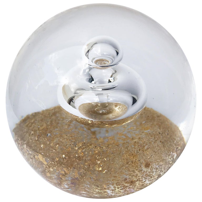Paperweight in Murano Glass with Inner Bubbles and Gold Dust, Sculpture, Italy For Sale at