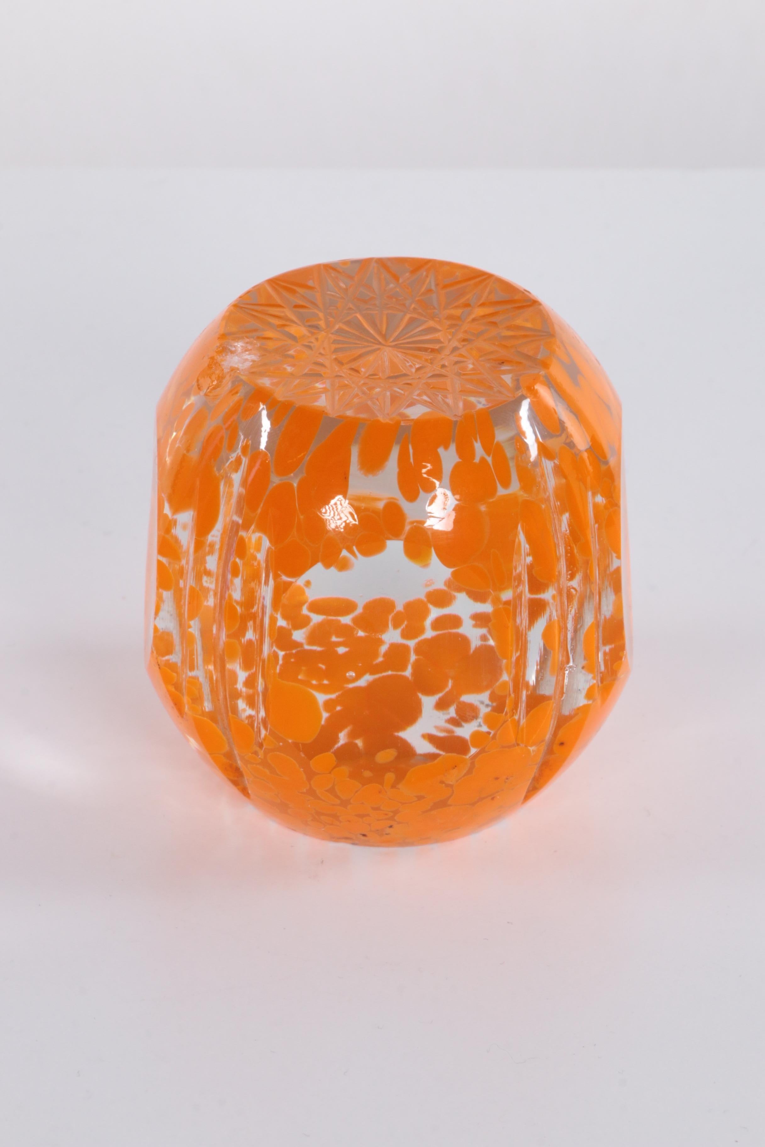 Paperweight with a Nice Sleek Finish and a Beautiful Orange Colour For Sale 3