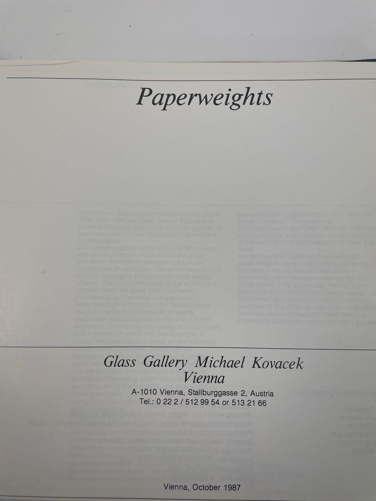 20th Century Paperweights Glass Gallery Michael Kovacek Vienna 1987 Hardcover Reference Book For Sale