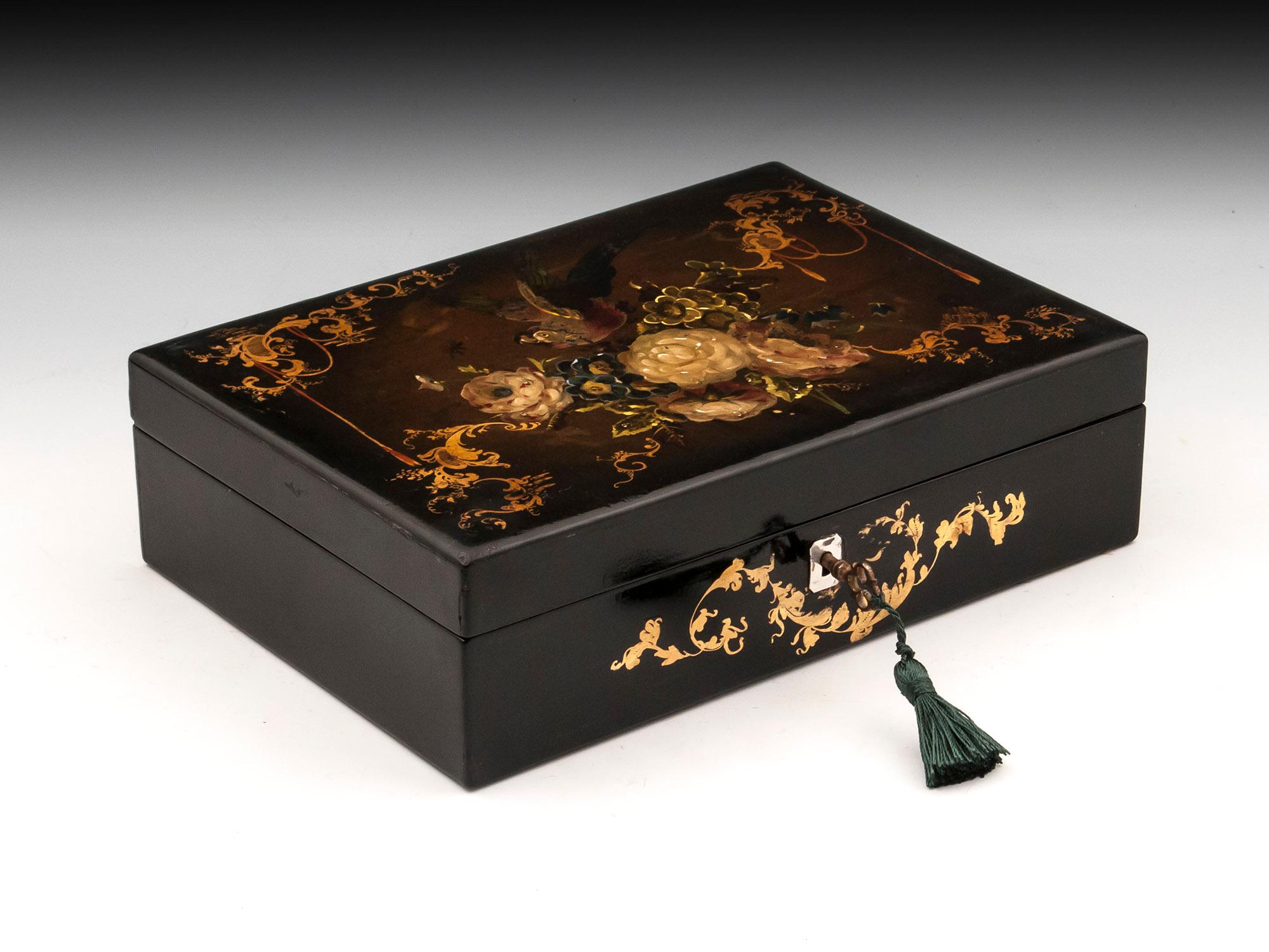 Papier M�âché Sewing Box Velvet Lined Mother-of-Pearl, 19th Century For Sale 6