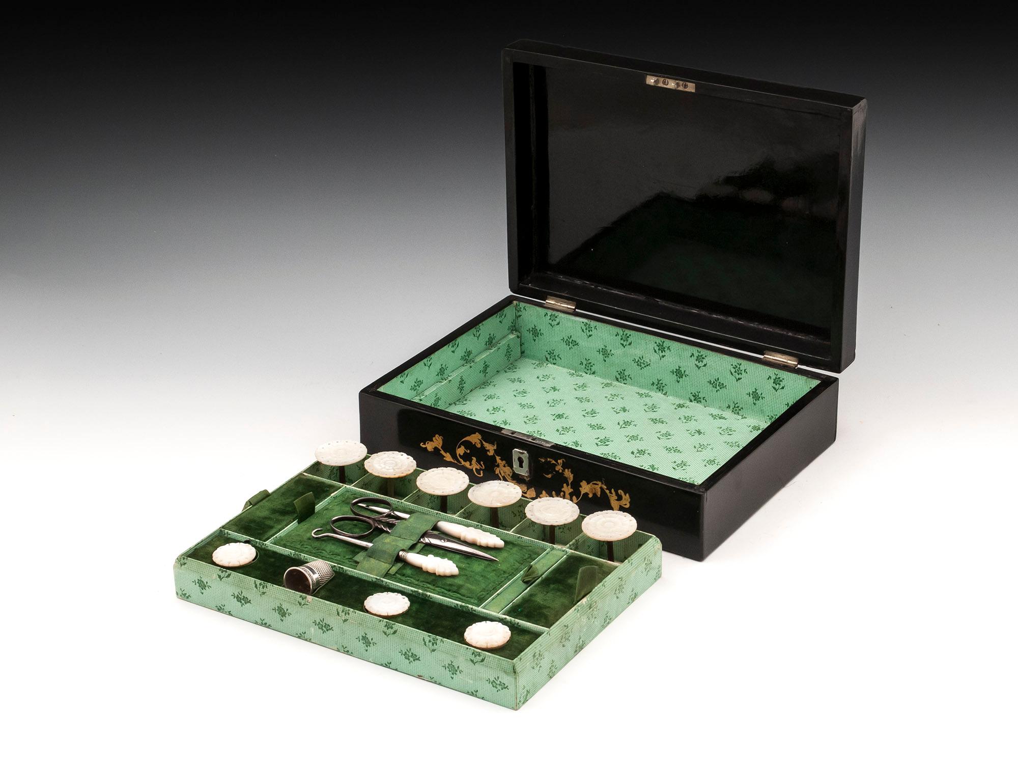 Papier Mâché Sewing Box Velvet Lined Mother-of-Pearl, 19th Century For Sale 3
