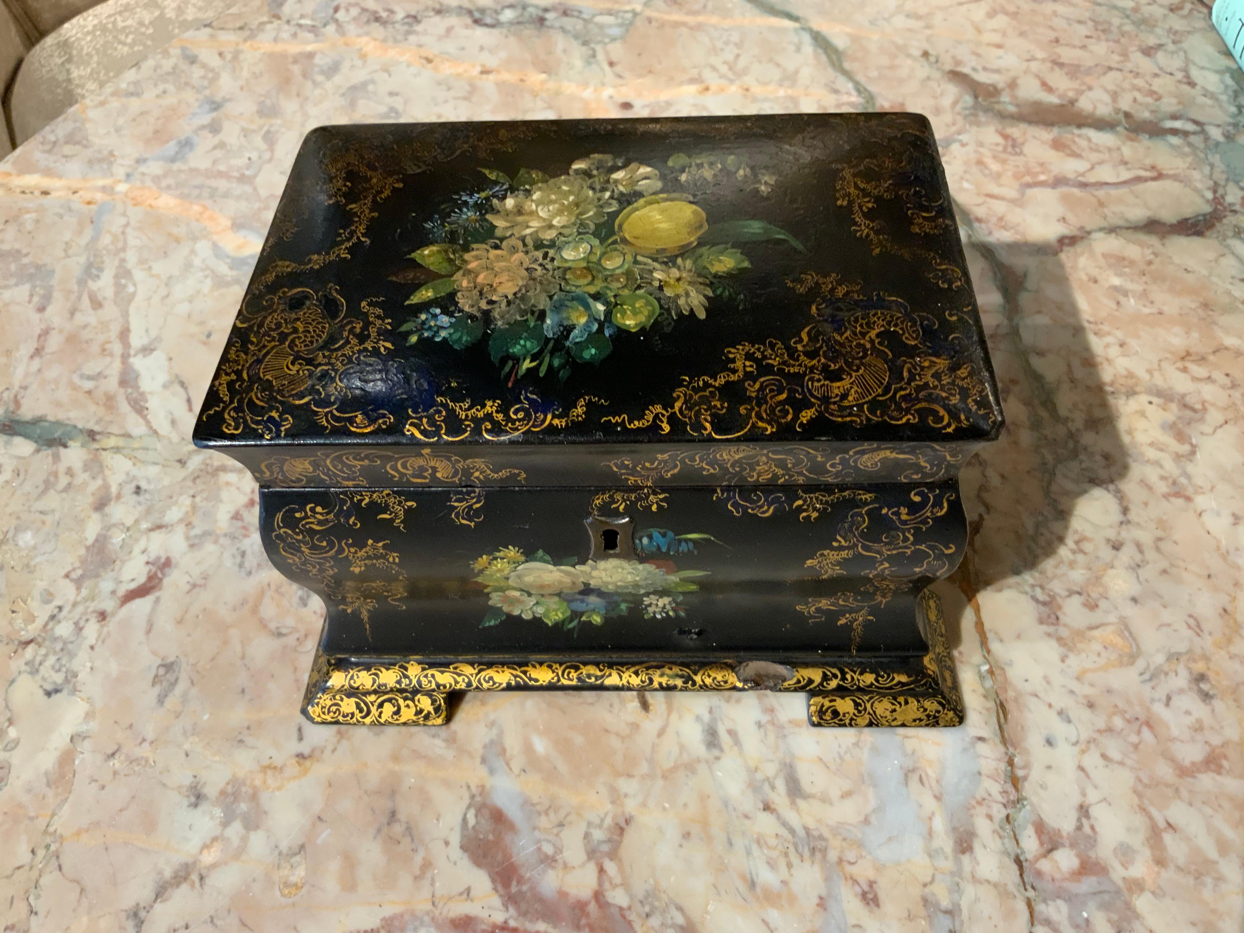 19th Century Papier-Mâché Tea Caddie /1850 with Floral and Foliate Designs with Black Ground For Sale