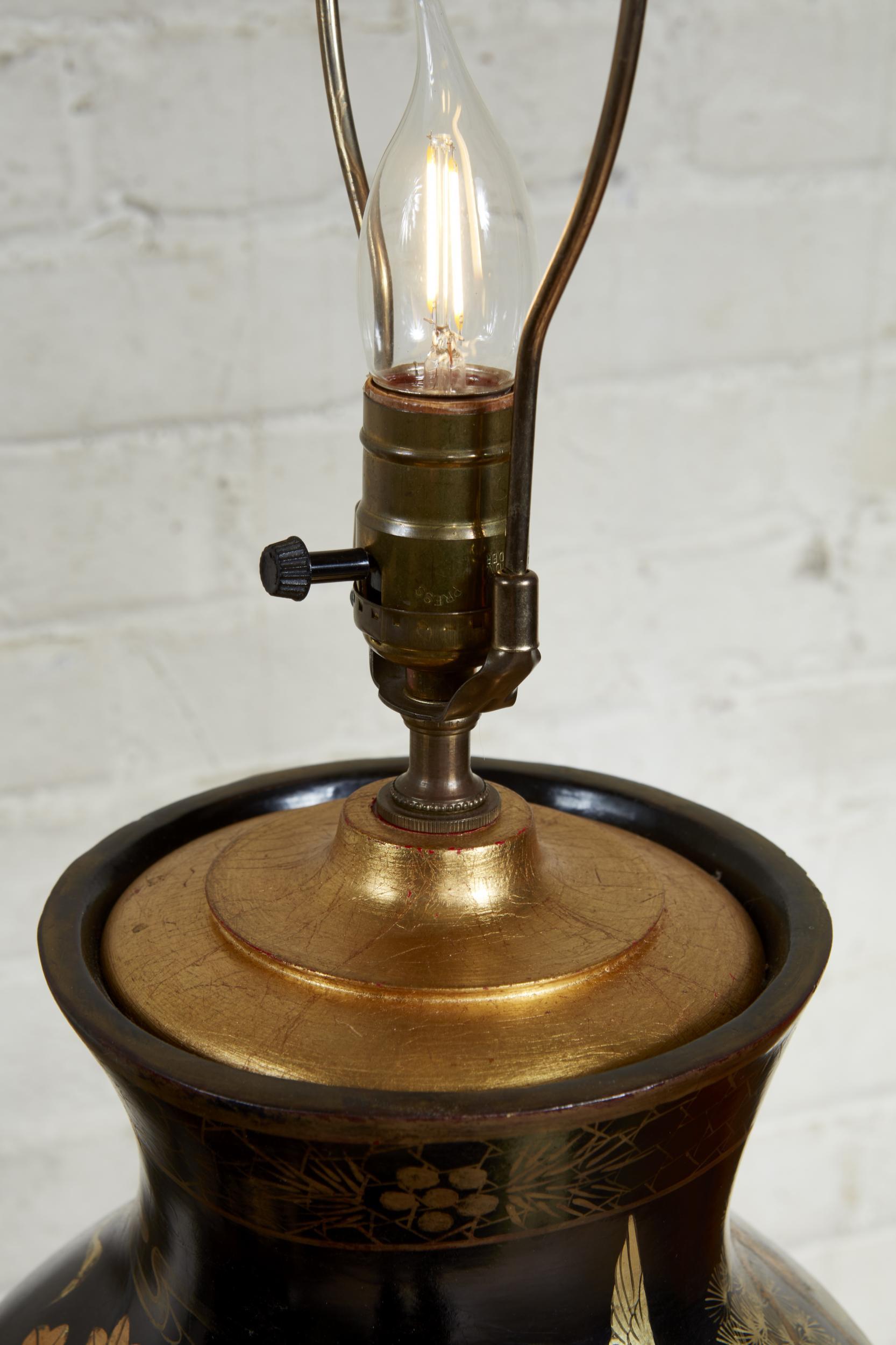 Papier-Maché-Vase als Lampe im Angebot 3