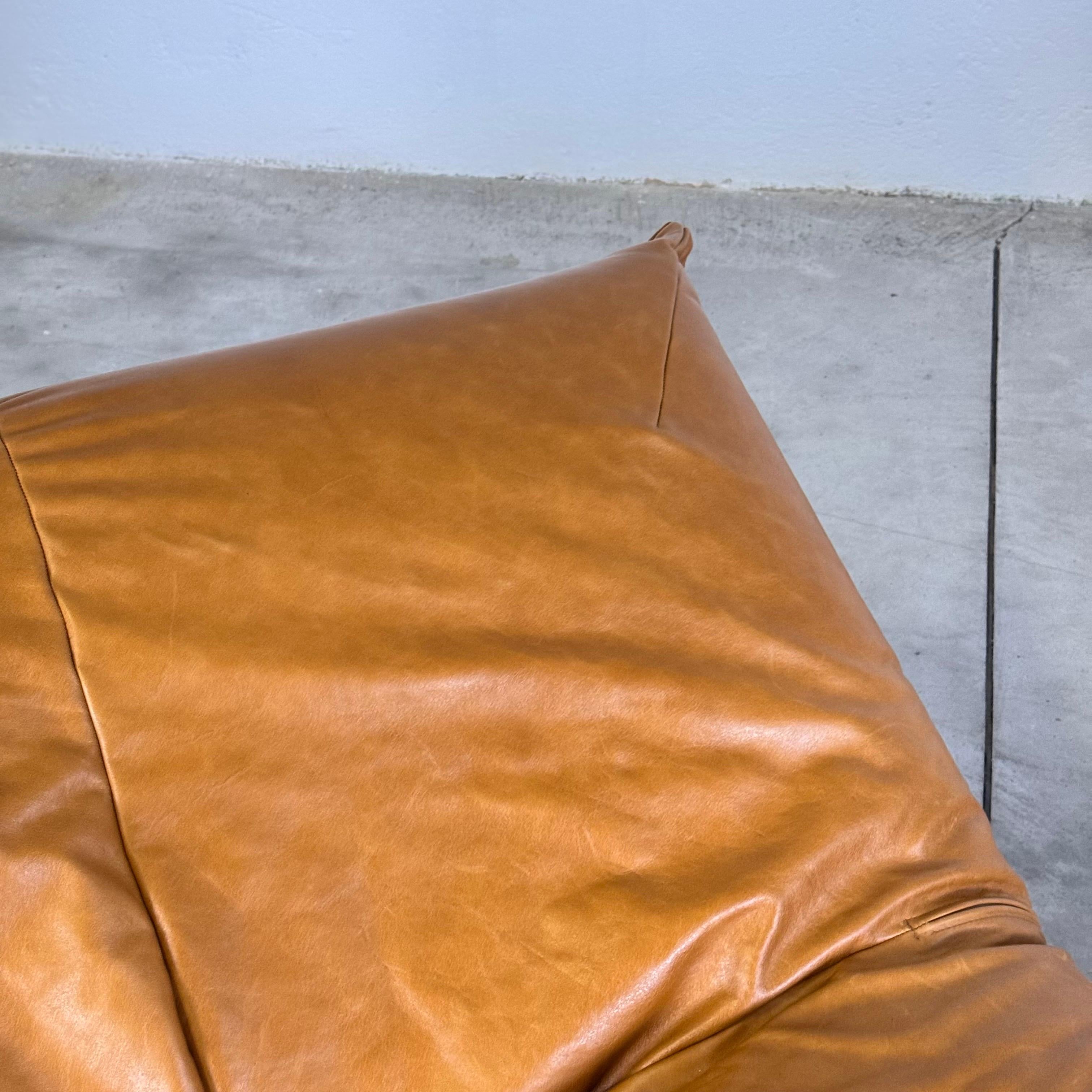 'Papillon' Lounge Chairs by Guido Maria Rosati for Giovannetti, 1972, Leather 1