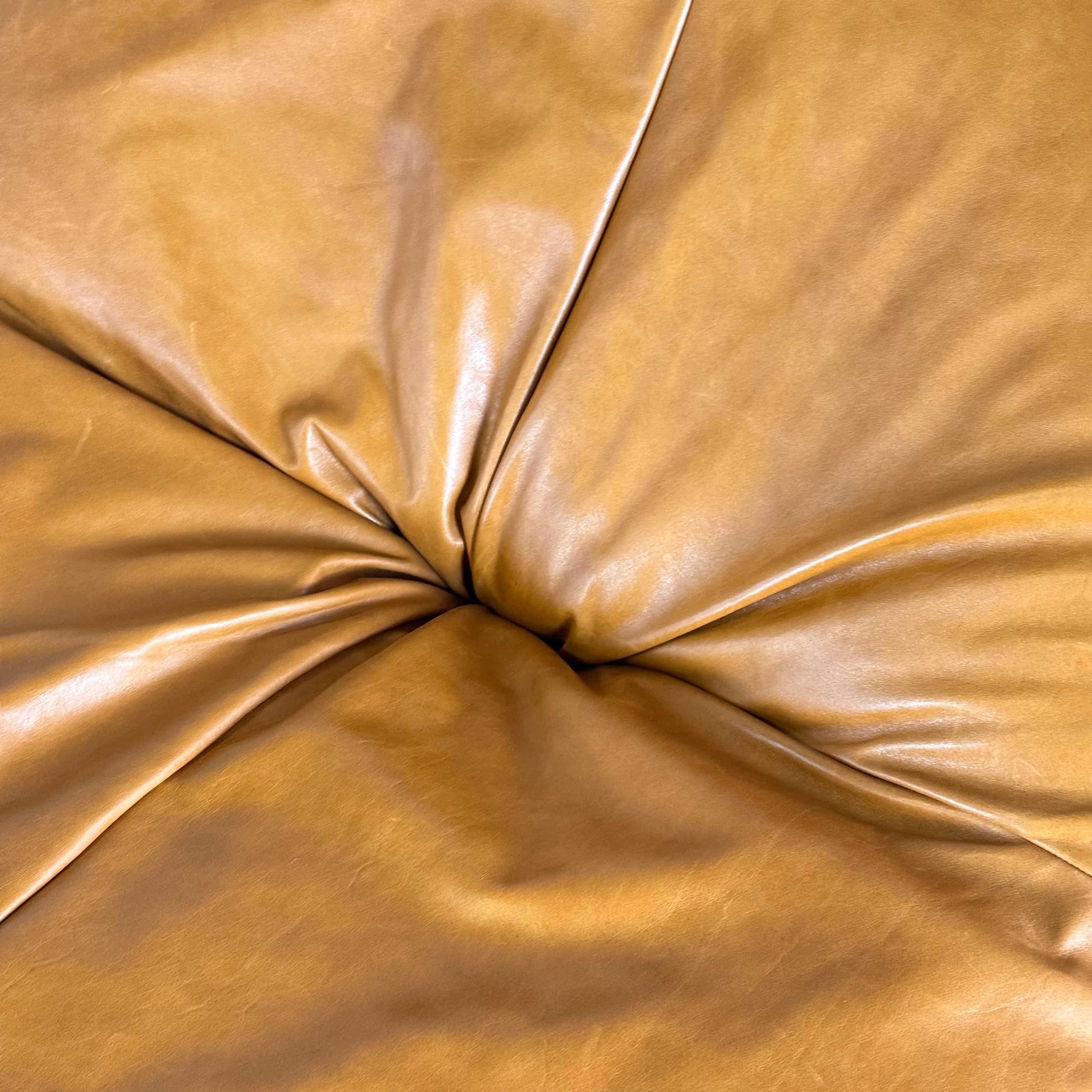 'Papillon' Lounge Chairs by Guido Maria Rosati for Giovannetti, 1972, Leather 2