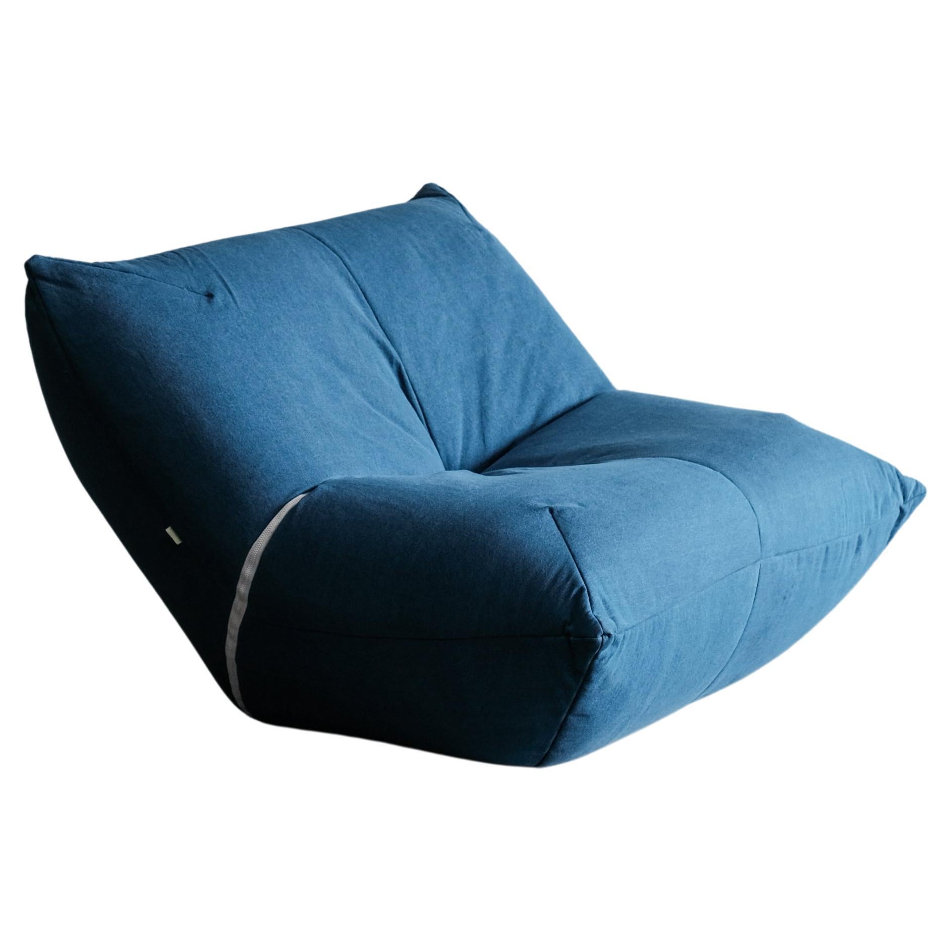 Papillon sofa by Giovanetti For Sale