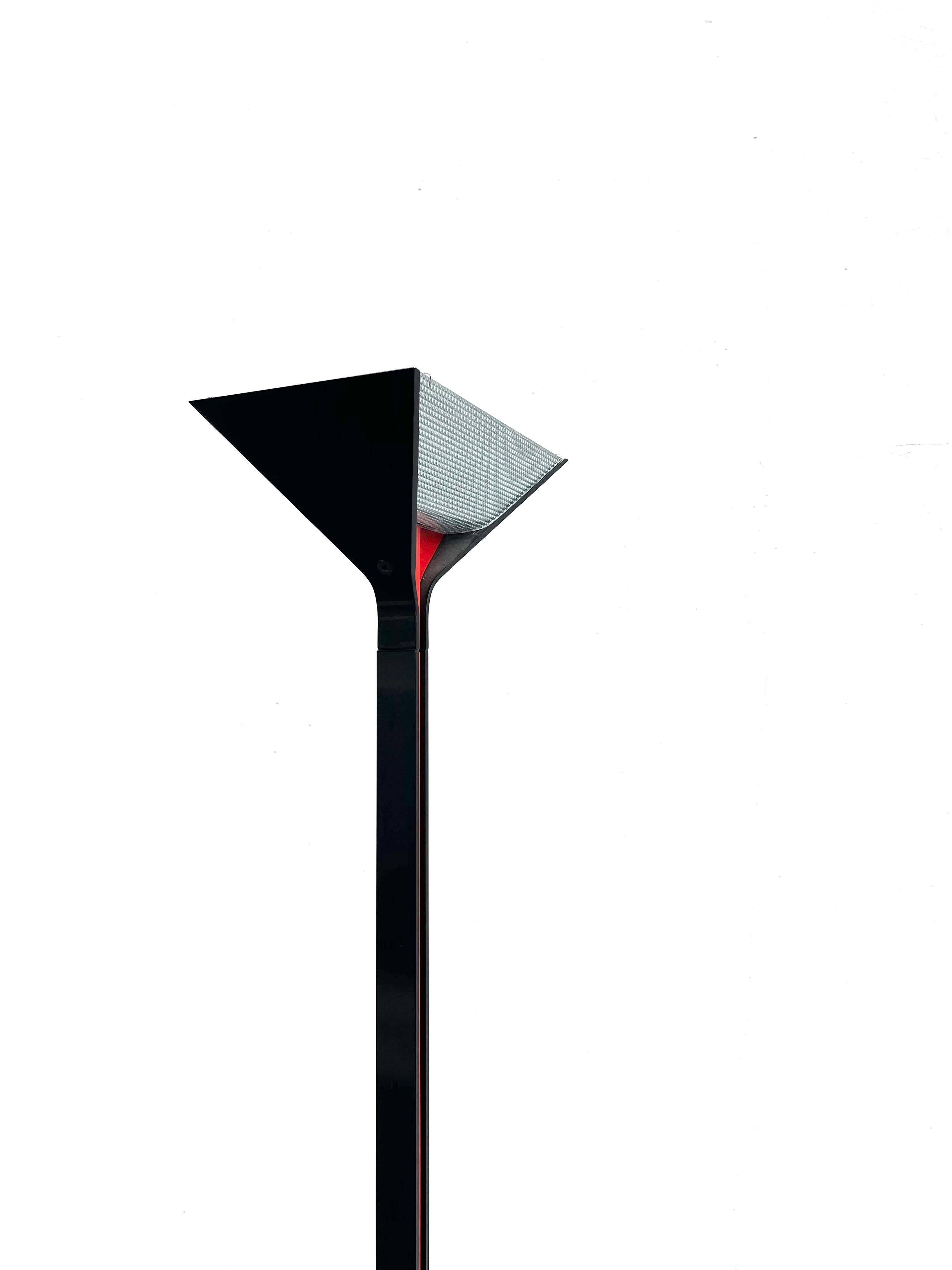 Post Modern Papillona 750 Floor Lamp by Afra & Tobia Scarpa for Flos, 1975 In Good Condition In San Diego, CA