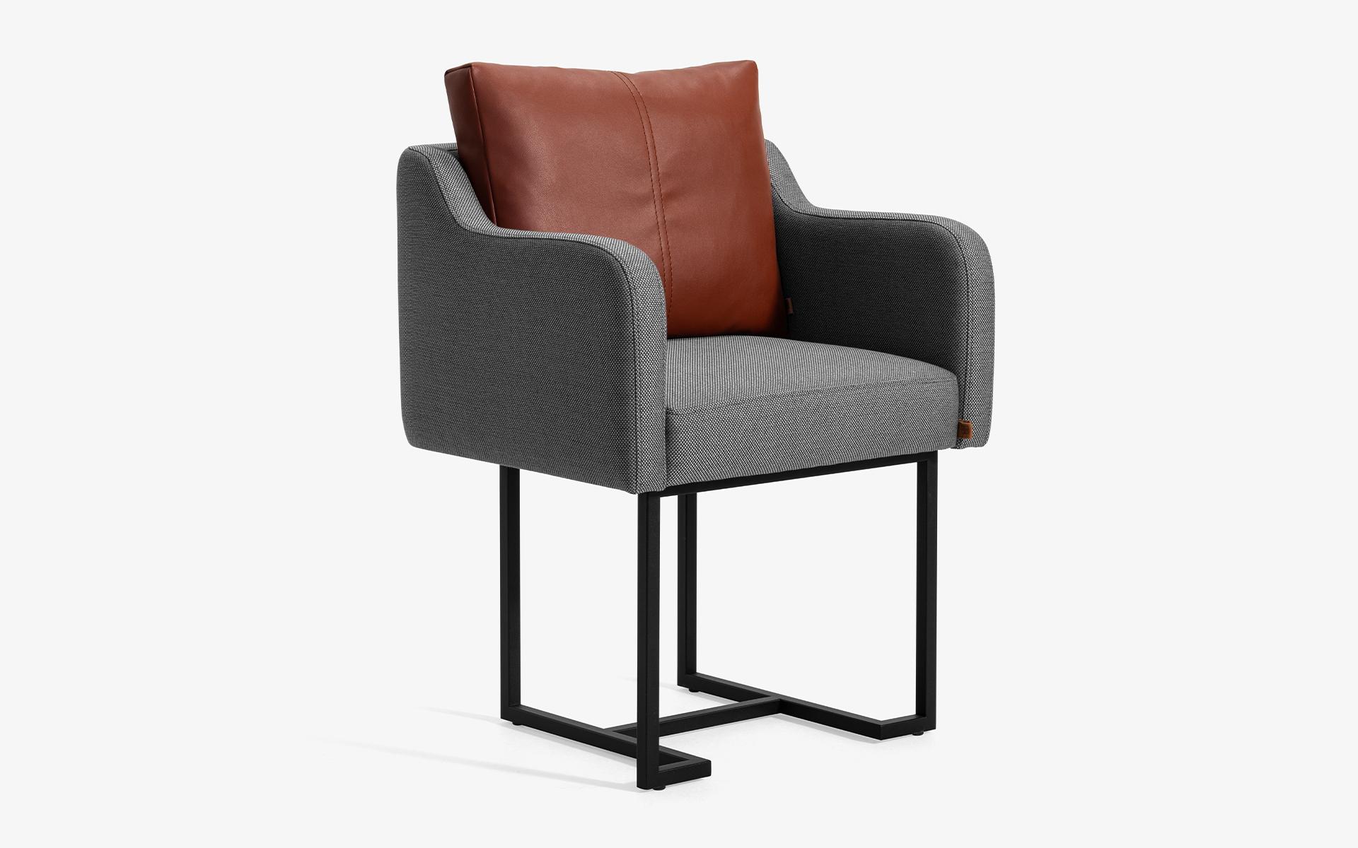 Papillonne black metal chair comes to your living room with its details, combining comfort with elegance.

Width: 60 cm (23.6 inches)
Depth: 55 cm (21.7 inches)
Height: 75 cm (29.5 inches)
Weight: 13 kg (28.7 lbs)
Materials: painted