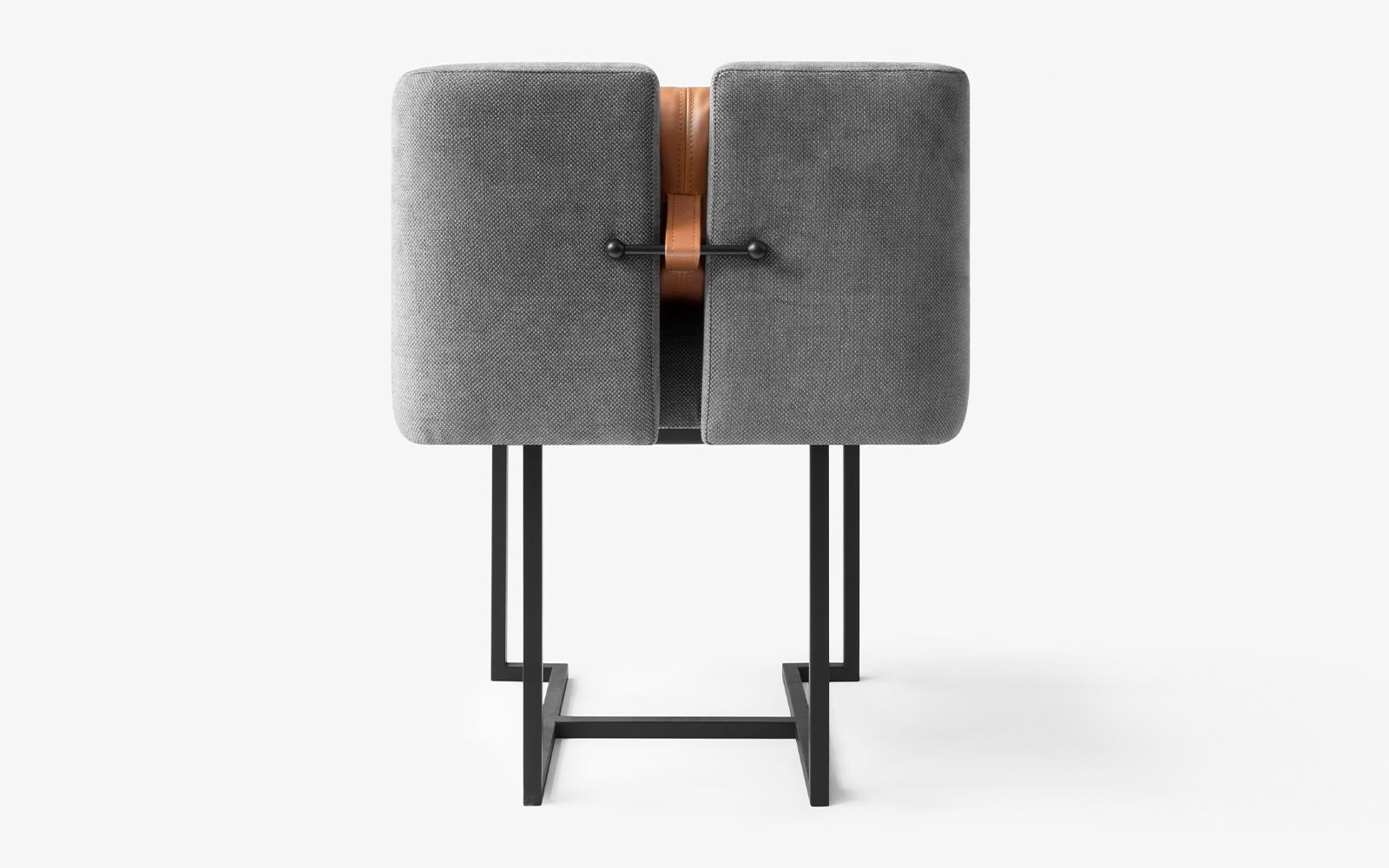 Moderne Chaise Papillonne en métal noir en vente