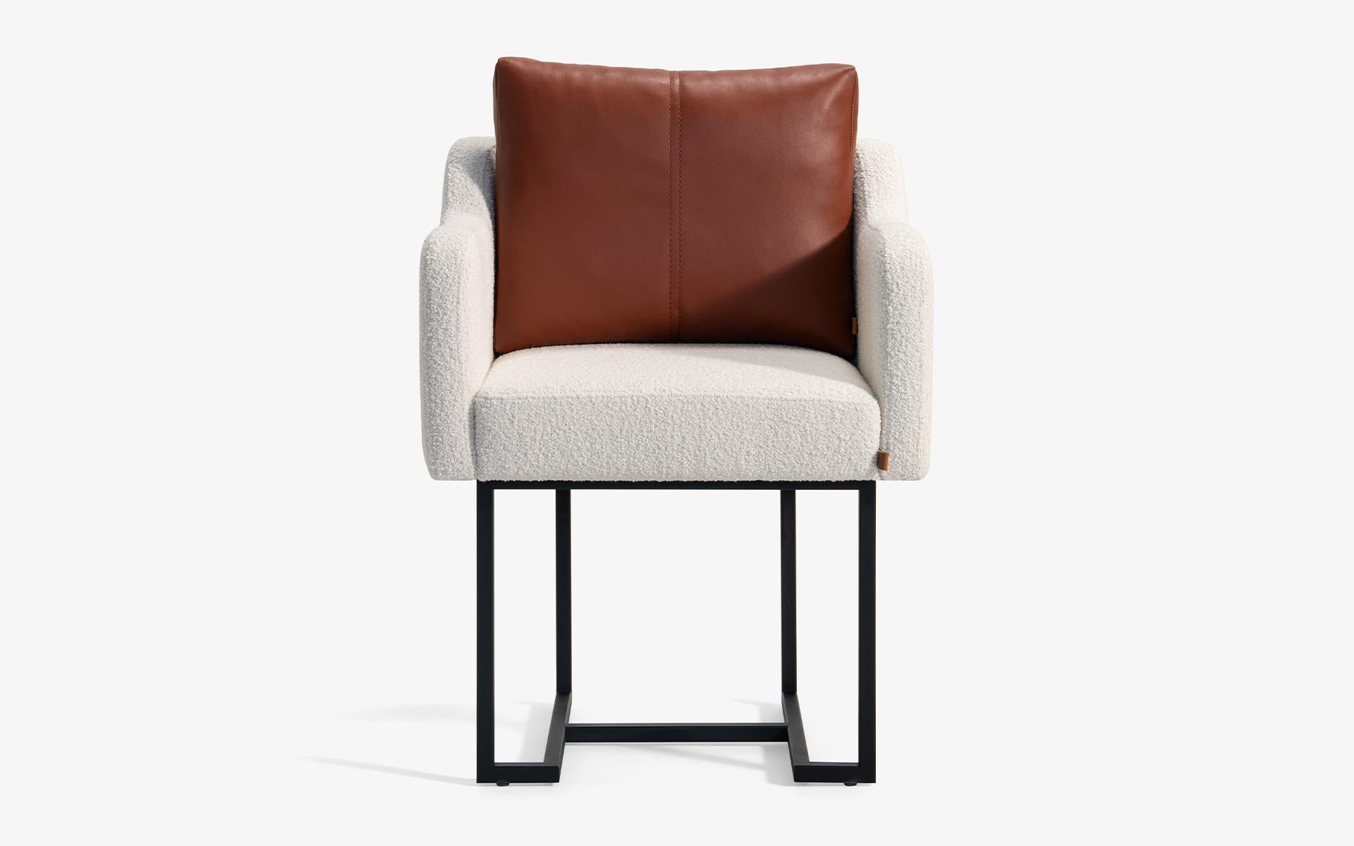 Papillonne Chair with Metal Leg For Sale 4