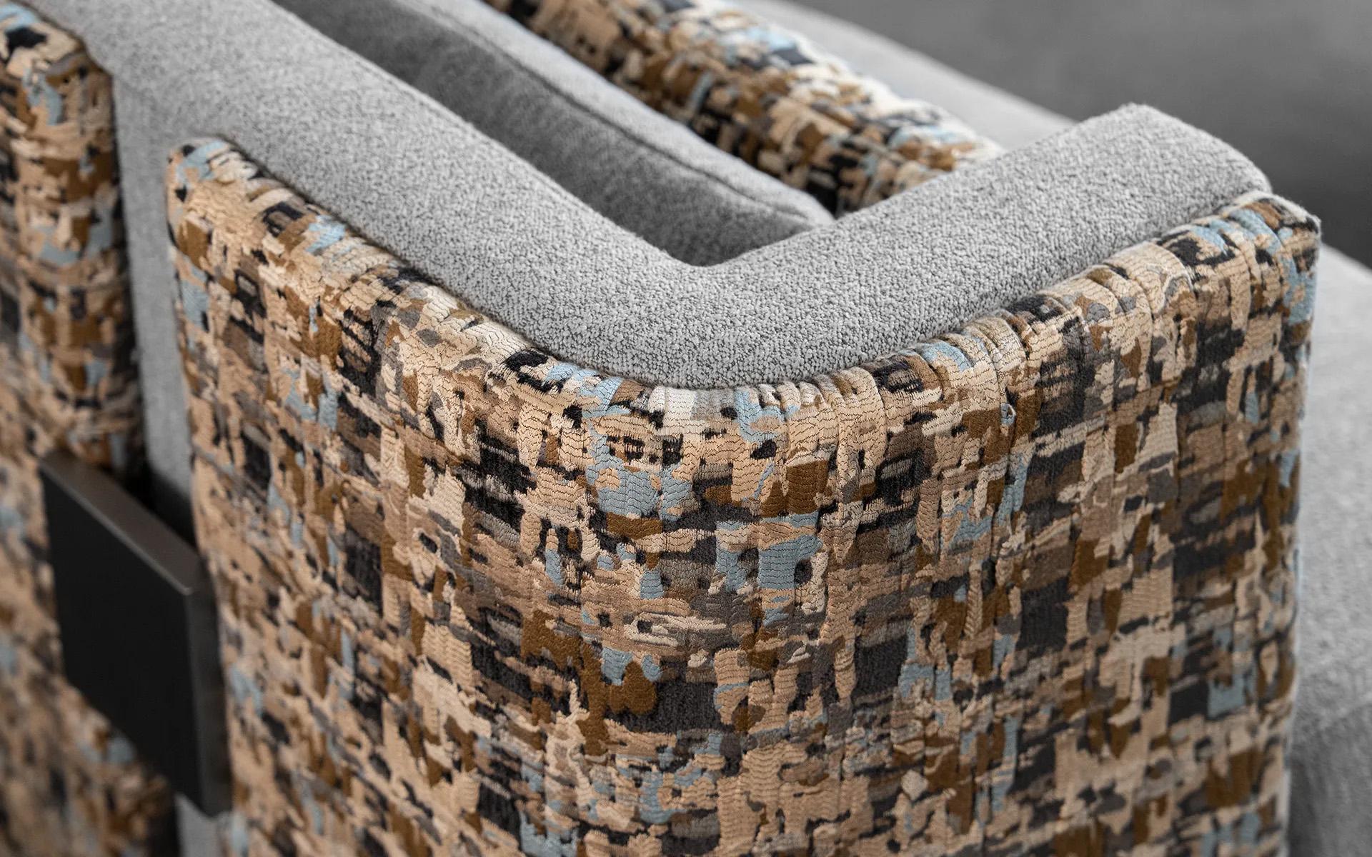 Papillonne Swivel Armchair in Pastel Kenzo and Bouclet Fabric For Sale 6