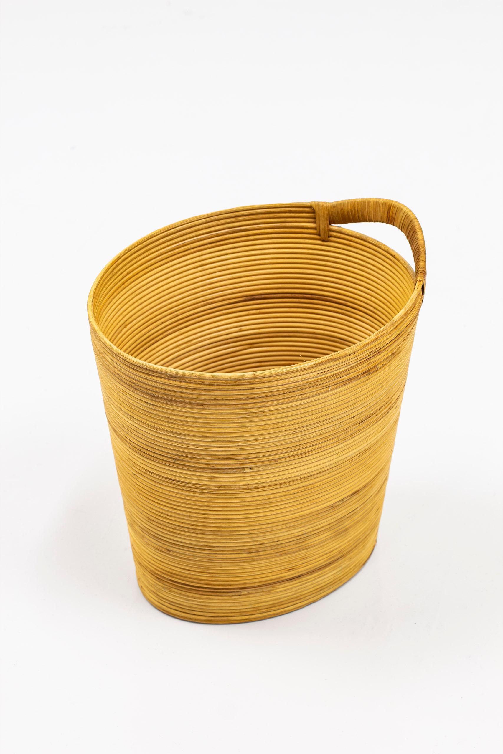 Papper Basket Designed and Manufactured by Laurids Lønborg in Denmark, 1950s In Good Condition For Sale In Hägersten, SE