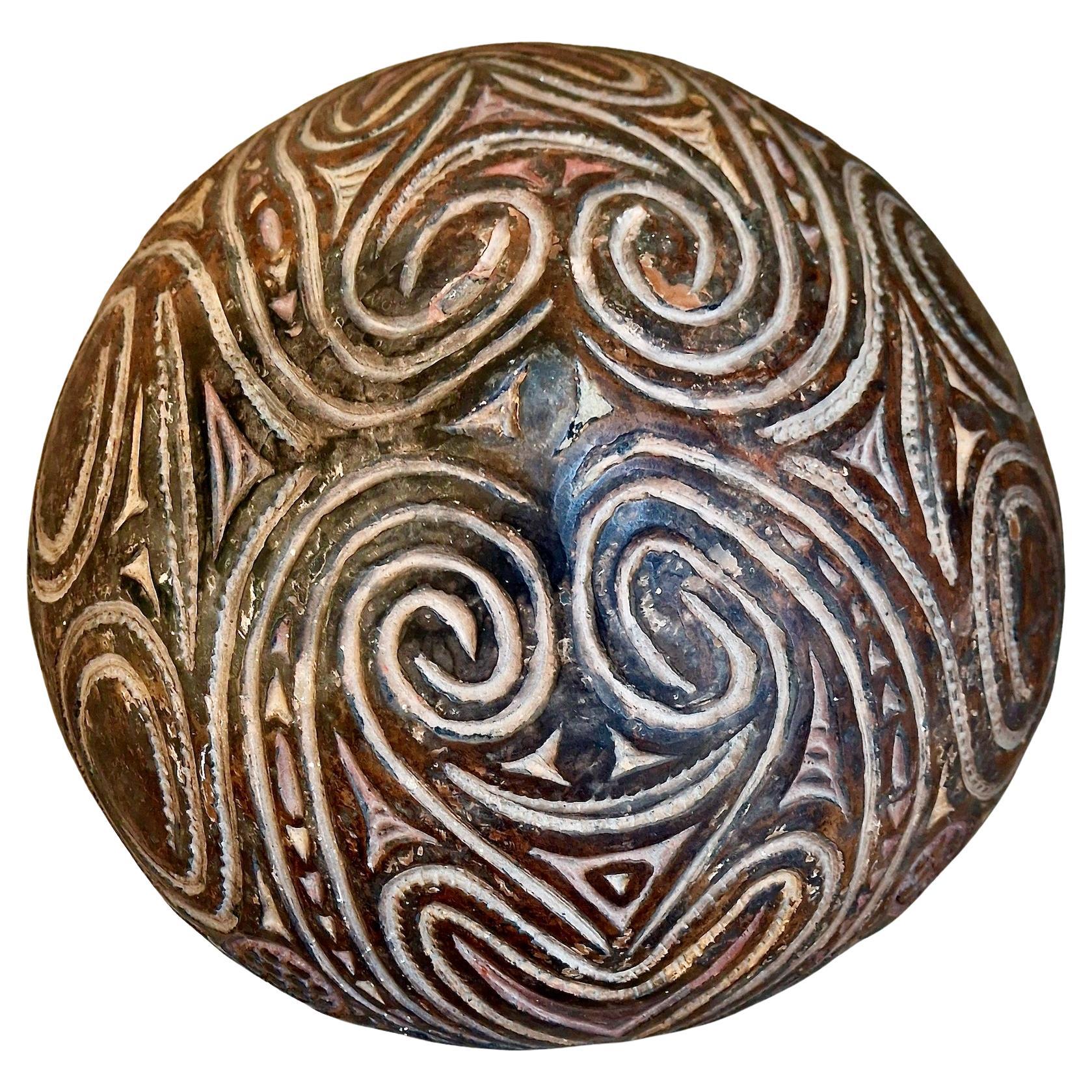 Papua New Guinea Kamana Sago Incised Ceramic Bowl For Sale