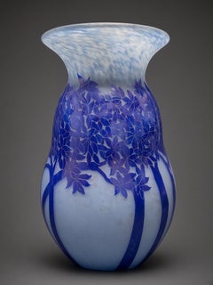 Pareja de Jarrones Franceses Degué Art Déco en Vidrio Opalescente Azul