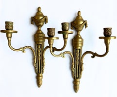 Par d'appliques murales en bronze du début du 20e siècle - style néo-Louis XVI