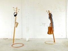 'Parabelo' Mid-Century Modern Coat Stand in Brazilian Hardwood by Knót Artesanal