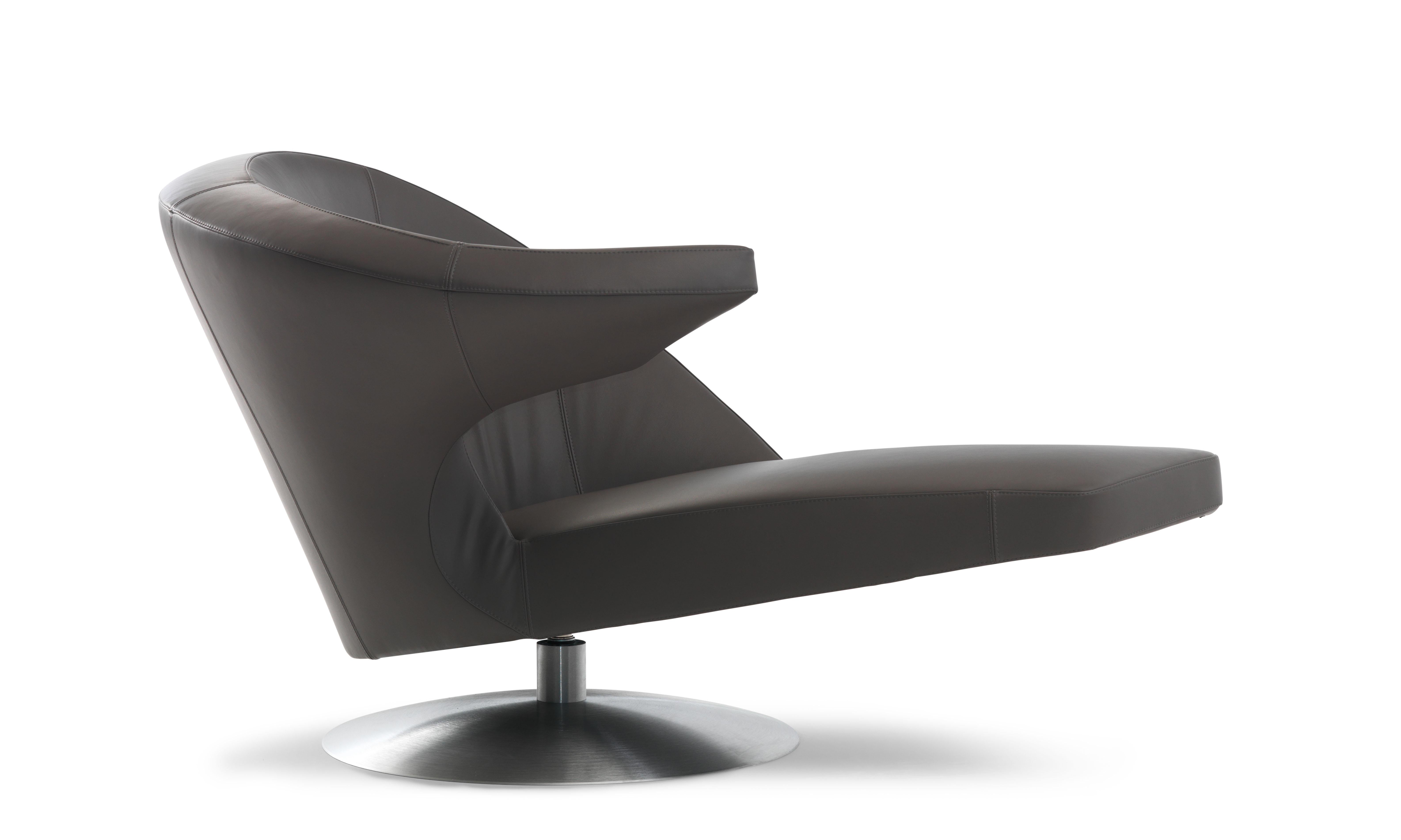 Dutch Parabolica Lounge Chair by Leolux Upholstered in Black Leather For Sale