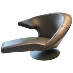 Parabolica Swivelling Chaise Lounge in Light Taupe Gray Leather by Leolux