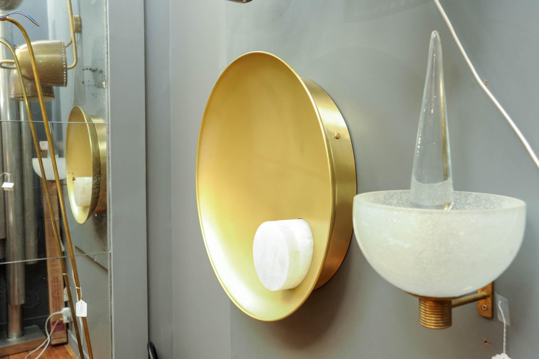 Parabolle Wall Sconces in Brass and Alabaster by Glustin Luminaires In New Condition For Sale In Saint-Ouen, IDF
