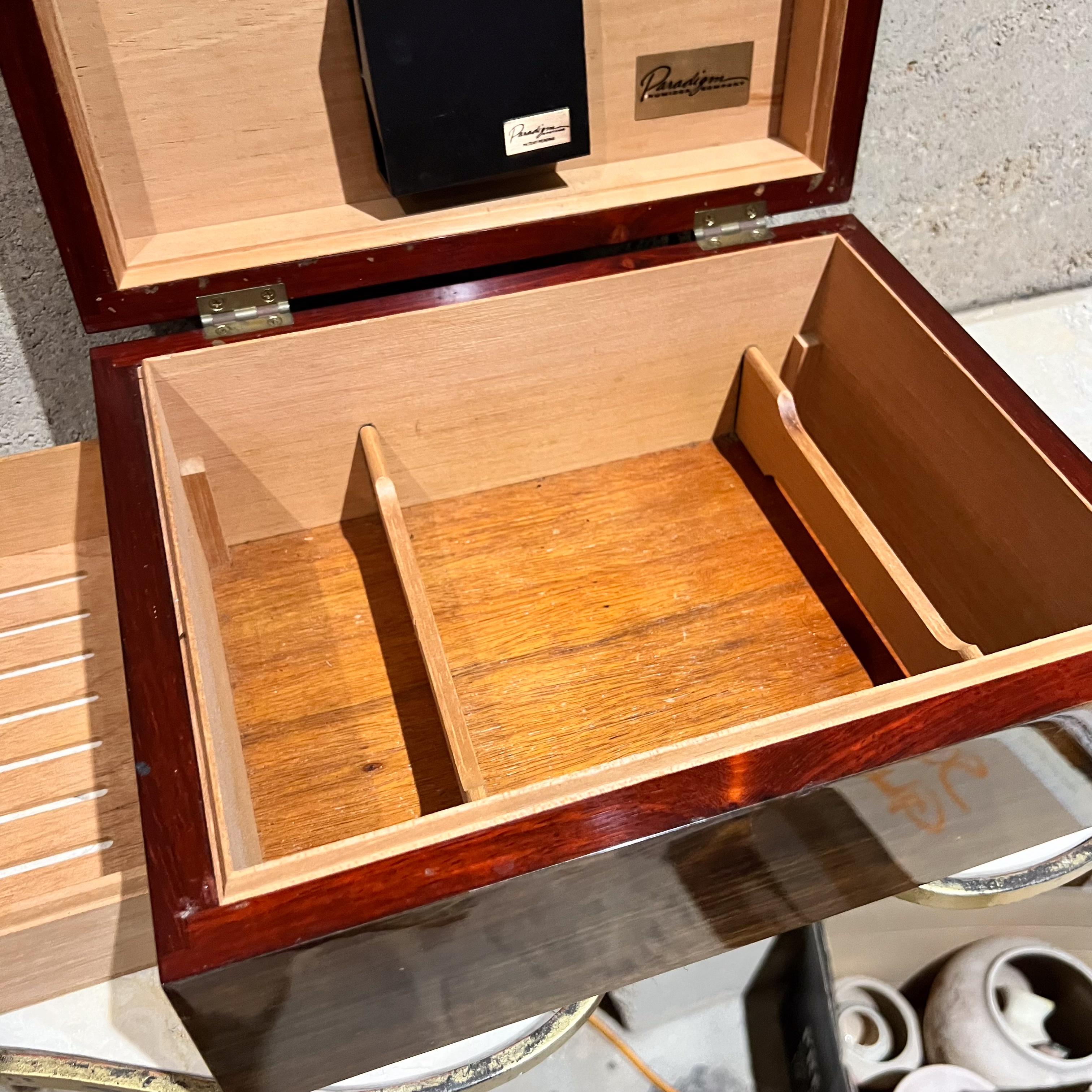 Scatola per sigari Paradigm Humidor Company con intarsio in Wood Wood in vendita 2