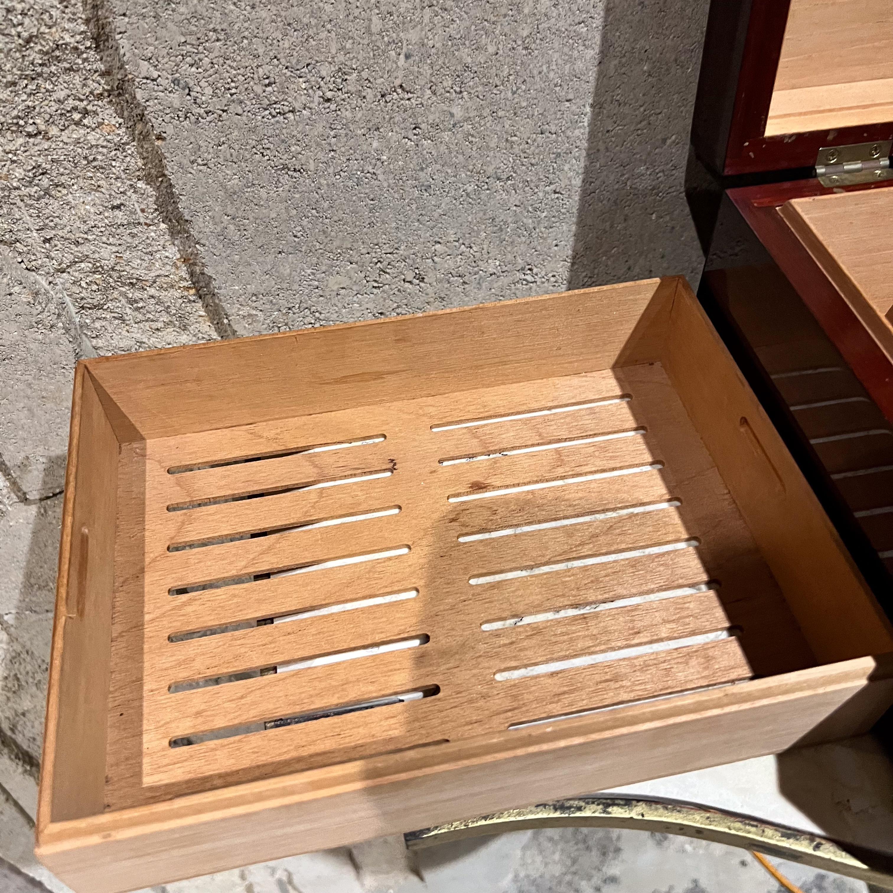 Scatola per sigari Paradigm Humidor Company con intarsio in Wood Wood in vendita 3