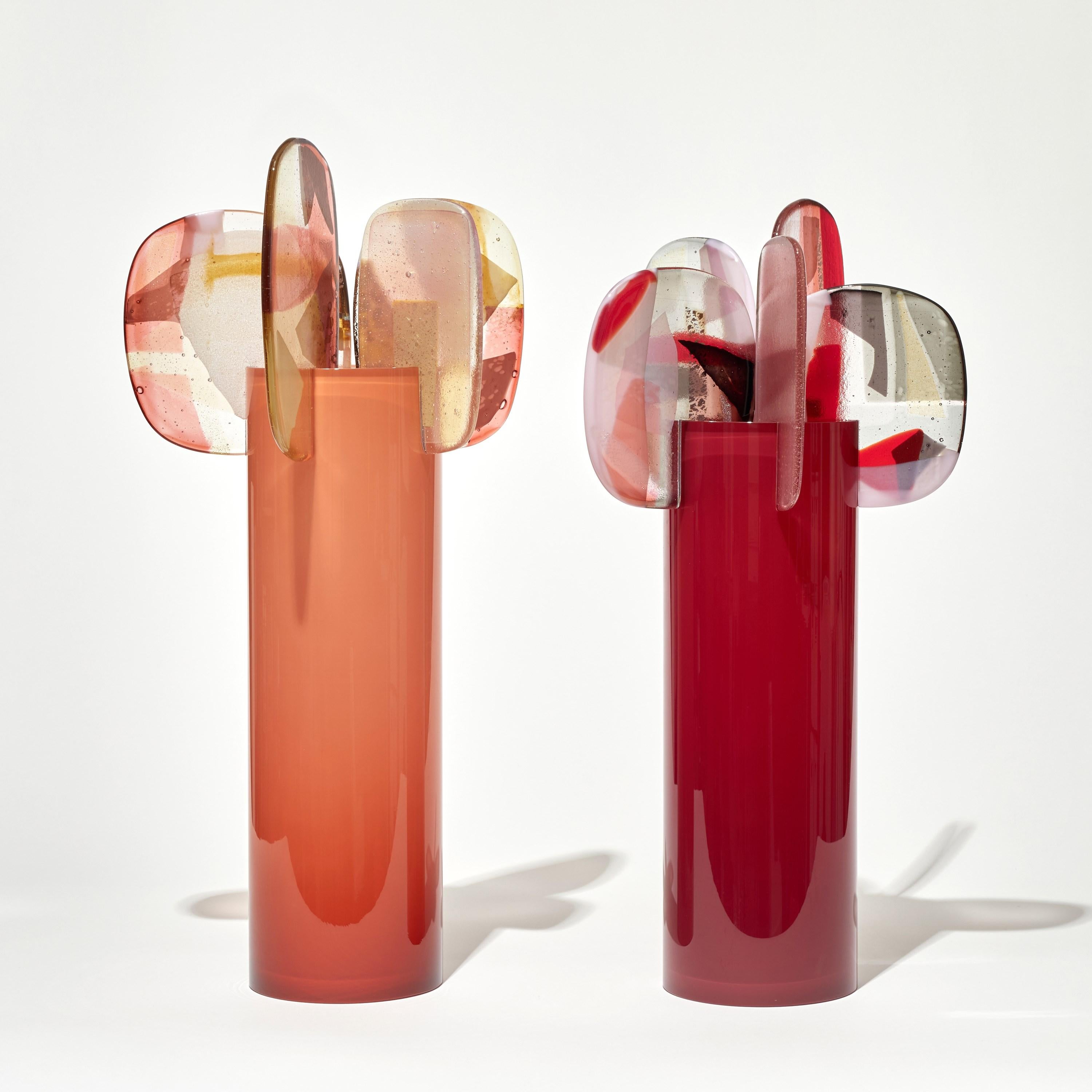 XXIe siècle et contemporain Paradise 04 in Ruby, une sculpture en verre magenta, rouge, rose et noir d'Amy Cushing en vente