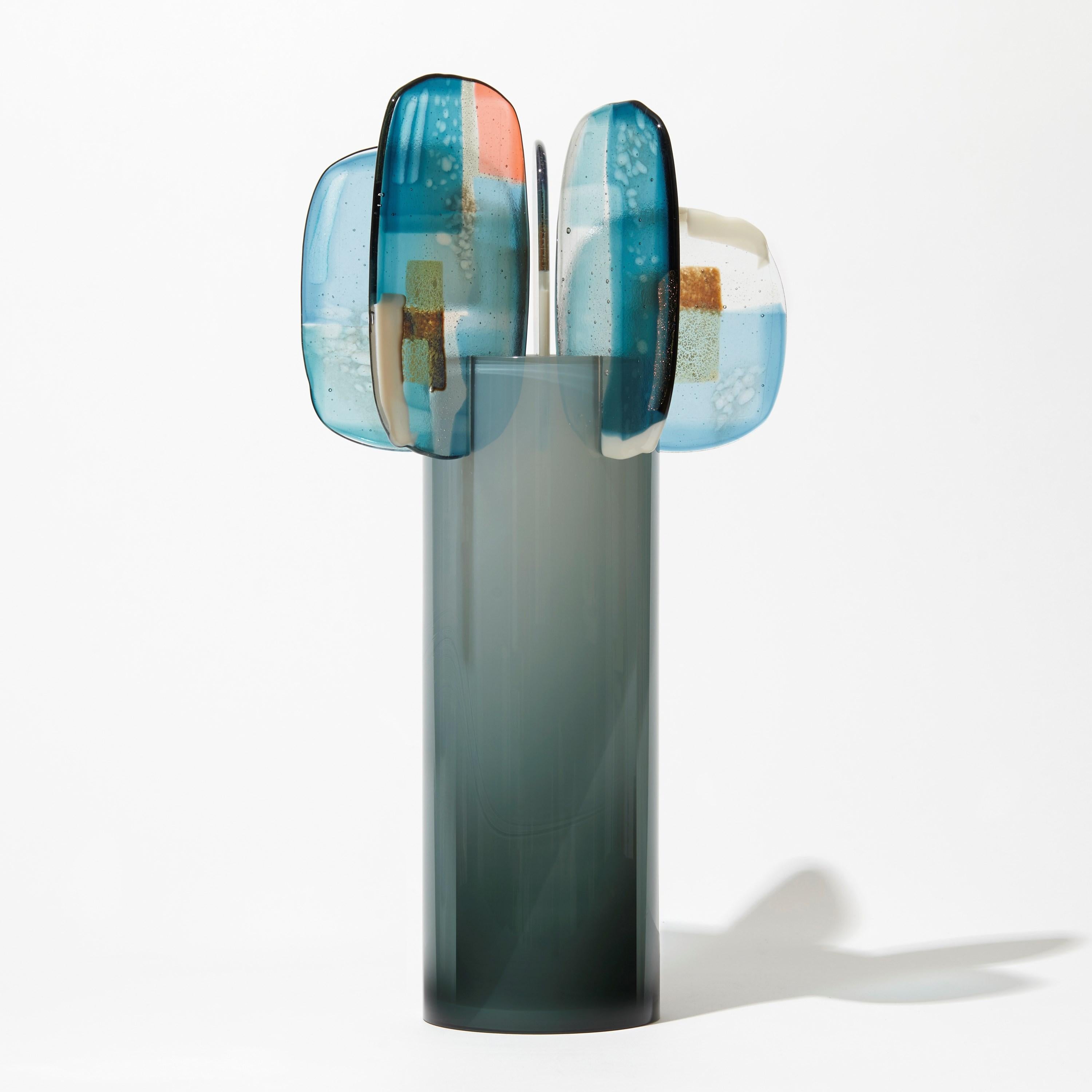 Paradise 06 in Midnight Blue, Abstract Glass Sculpture by Amy Cushing In New Condition In London, GB