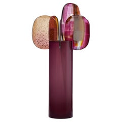 Paraíso 10 Amazónica, escultura de vidrio morado, rosa, rojo y dorado de Amy Cushing