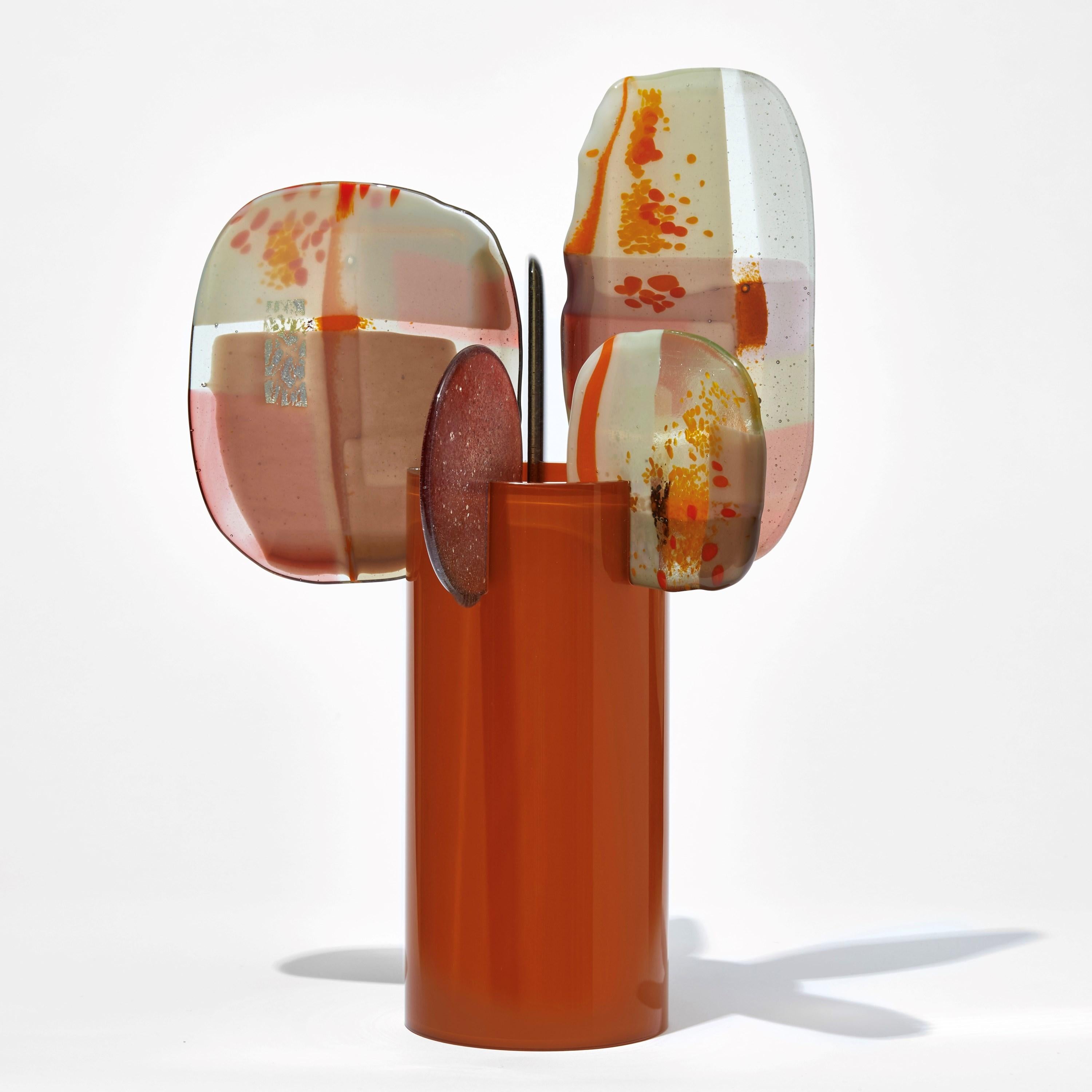 Paradise 10 Canna, escultura de vidrio rosa, rojo, naranja y blanco de Amy Cushing Británico en venta