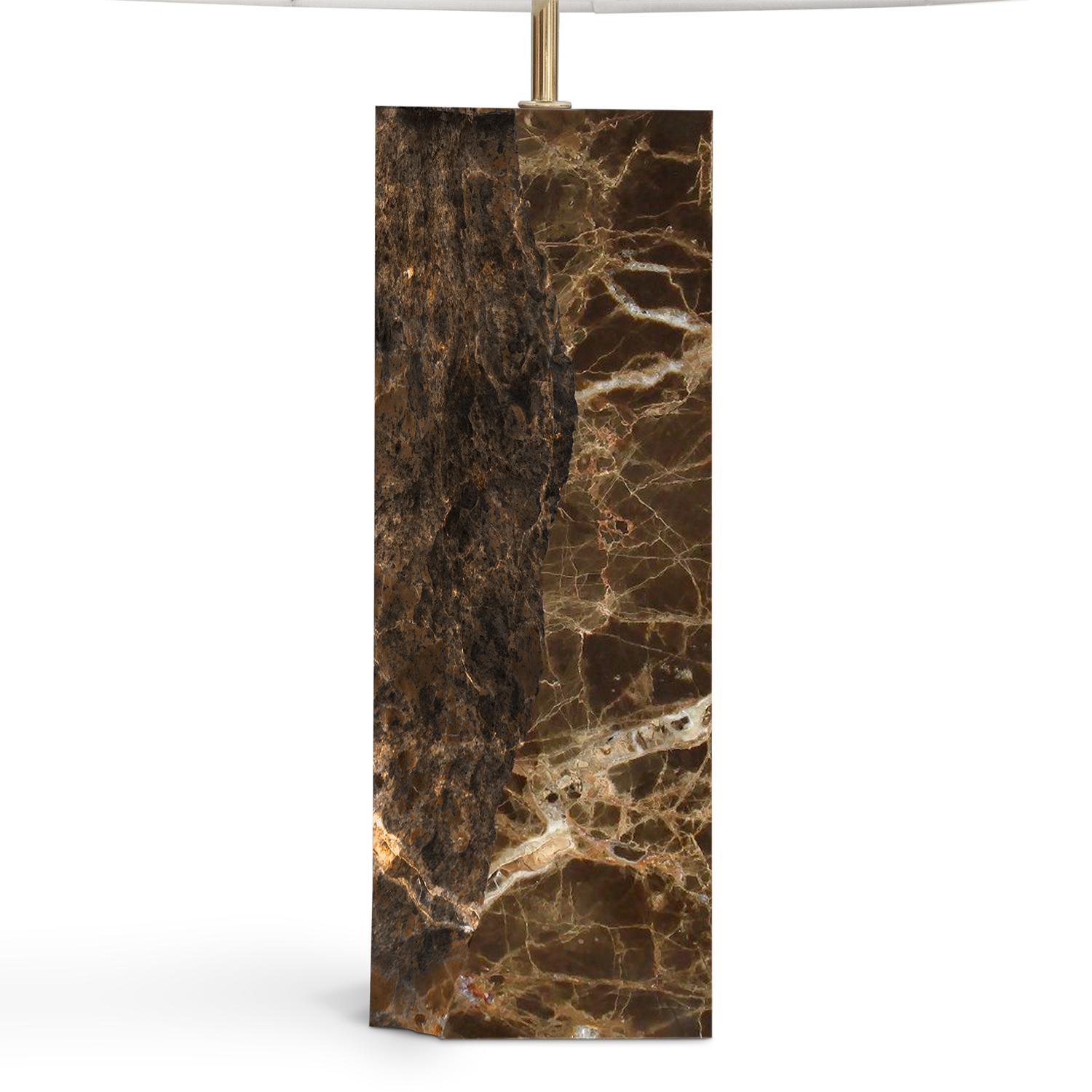 Sculpté Lampe à poser en marbre intégral Brown Paradise en vente