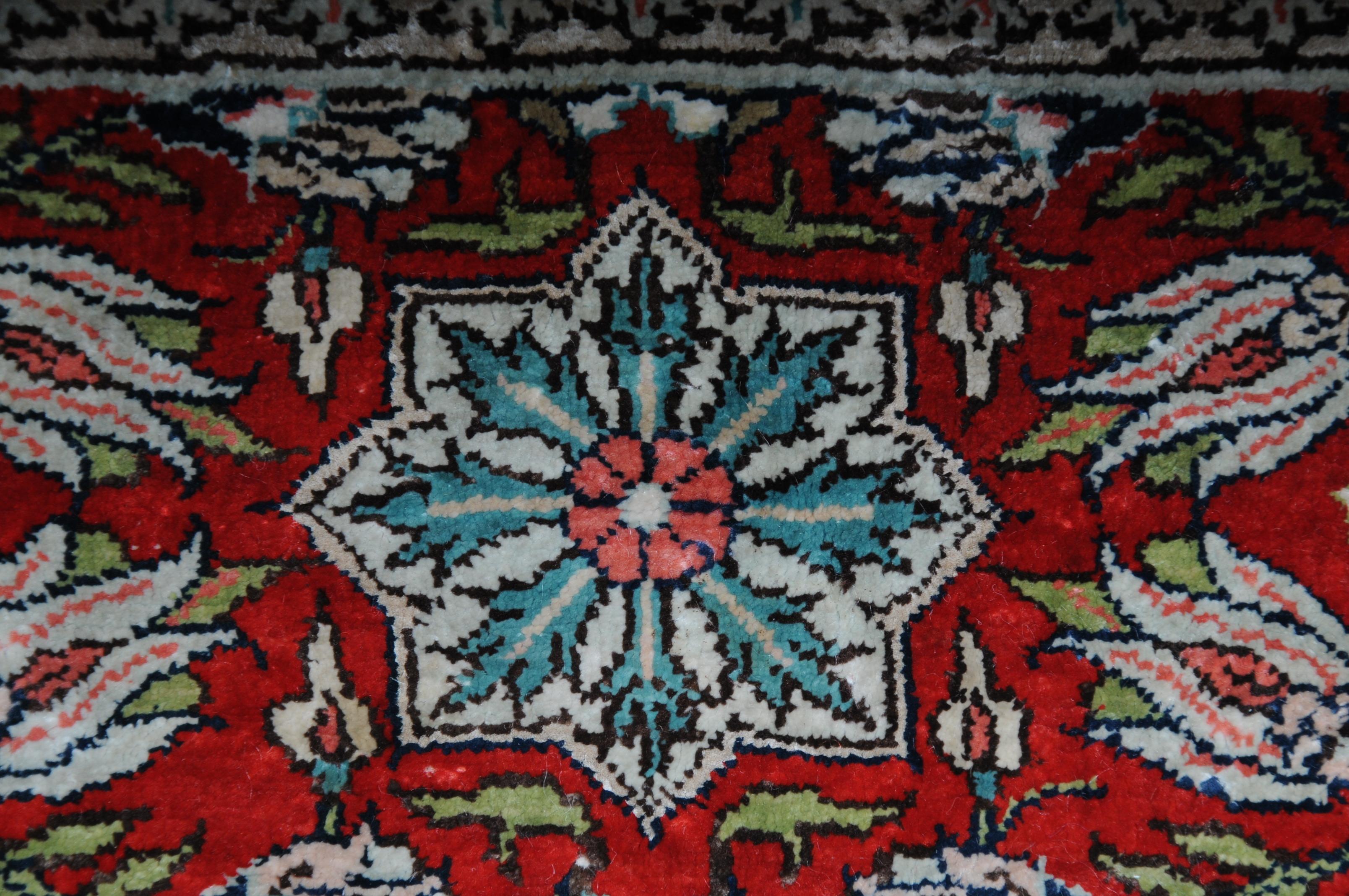 Paradise Prayer Rug, Silk, End of the 20th Century In Good Condition For Sale In Berlin, DE