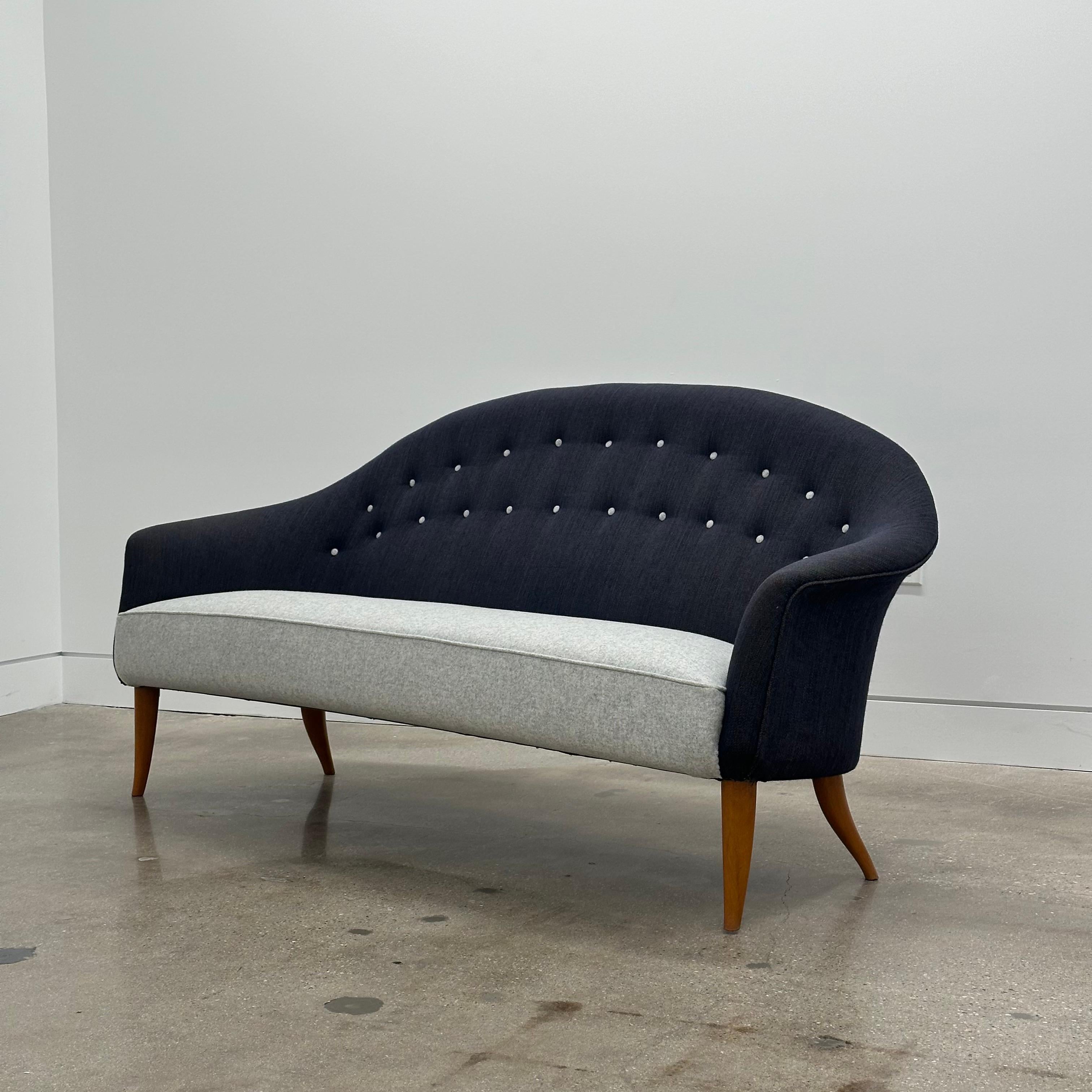 Mid-Century Modern “Paradise” Sofa by Kerstin Hörlin-Holmquist, Sweden, 1958 For Sale