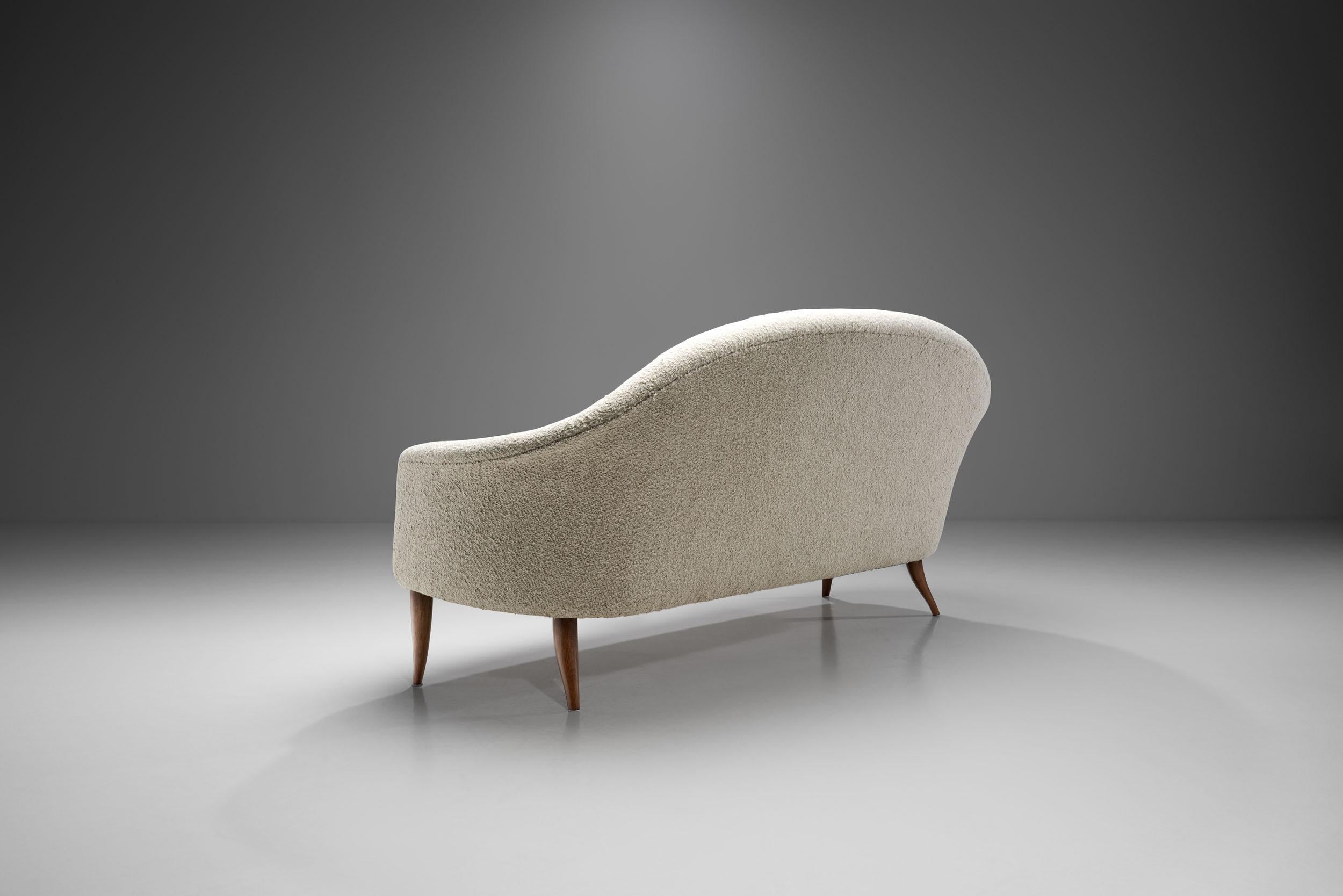 Swedish “Paradise” Sofa by Kerstin Hörlin-Holmquist, Sweden, 1958 For Sale