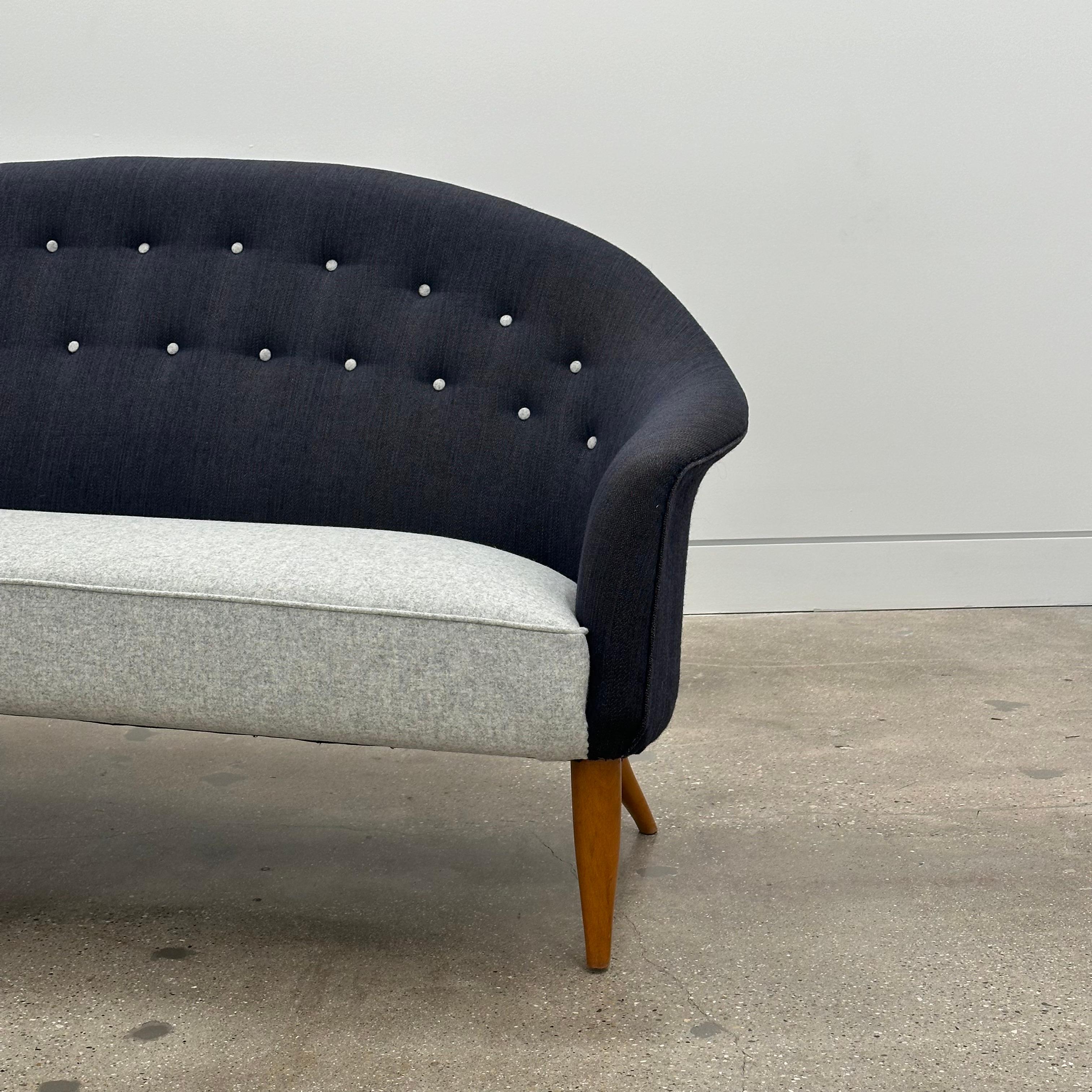 Swedish “Paradise” Sofa by Kerstin Hörlin-Holmquist, Sweden, 1958 For Sale