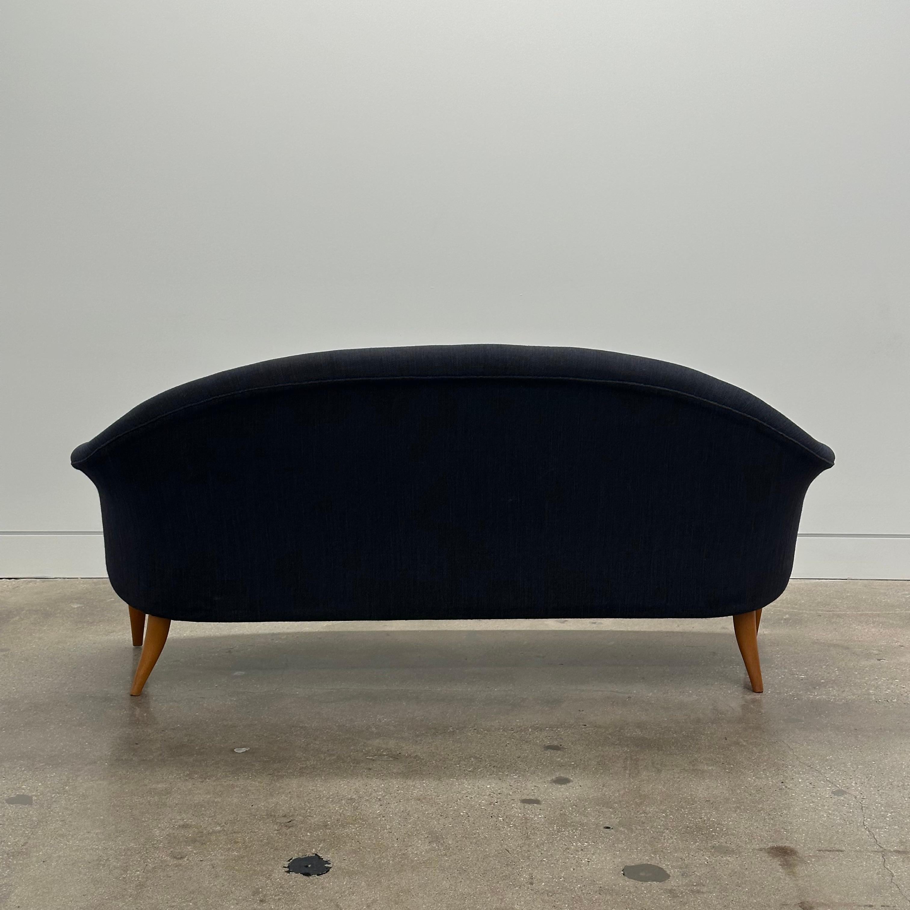 “Paradise” Sofa by Kerstin Hörlin-Holmquist, Sweden, 1958 In Good Condition In Skokie, IL