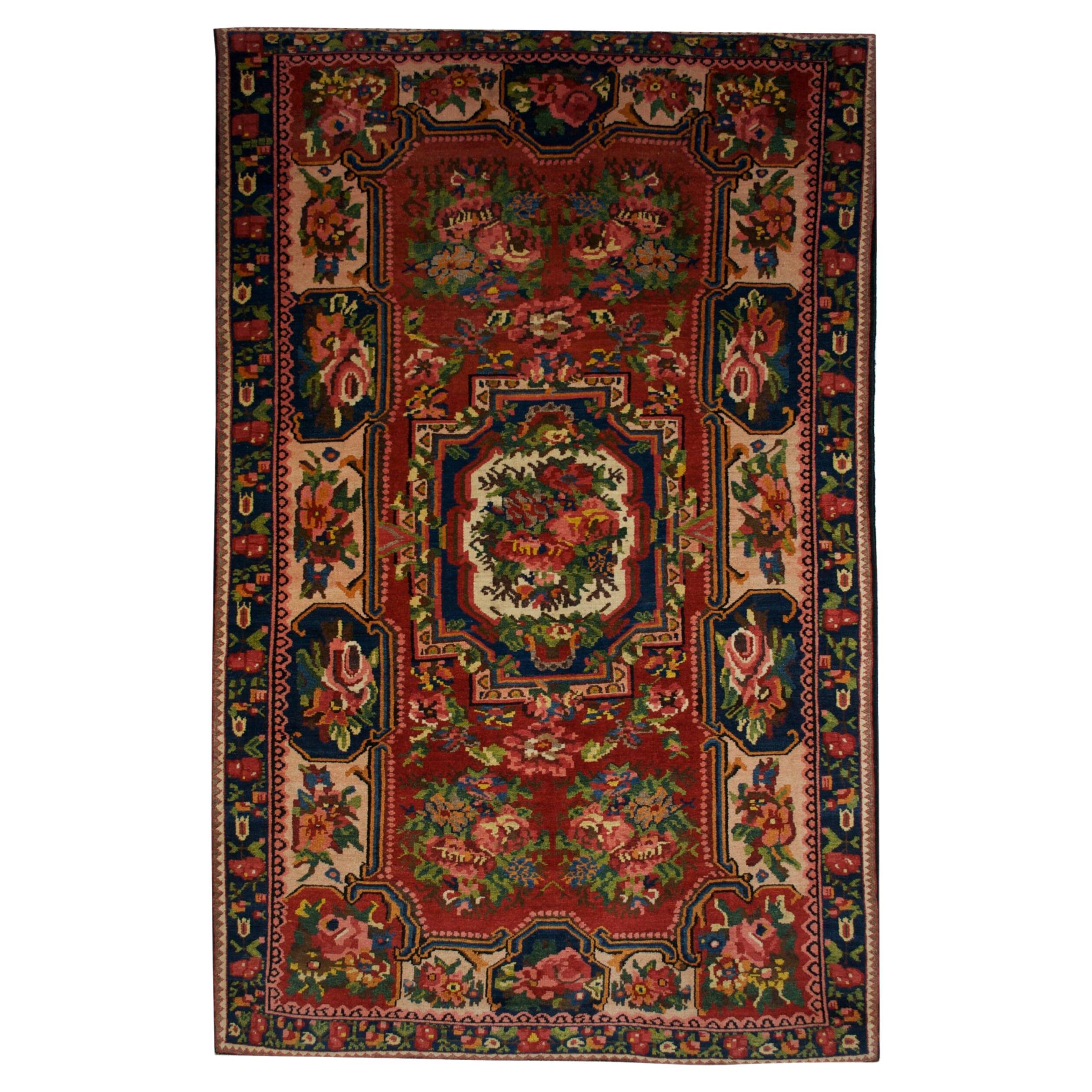 Paradombeh 'Abusson Style' Antique Persian Bakhtiari 4' 10" x 7' 10" For Sale