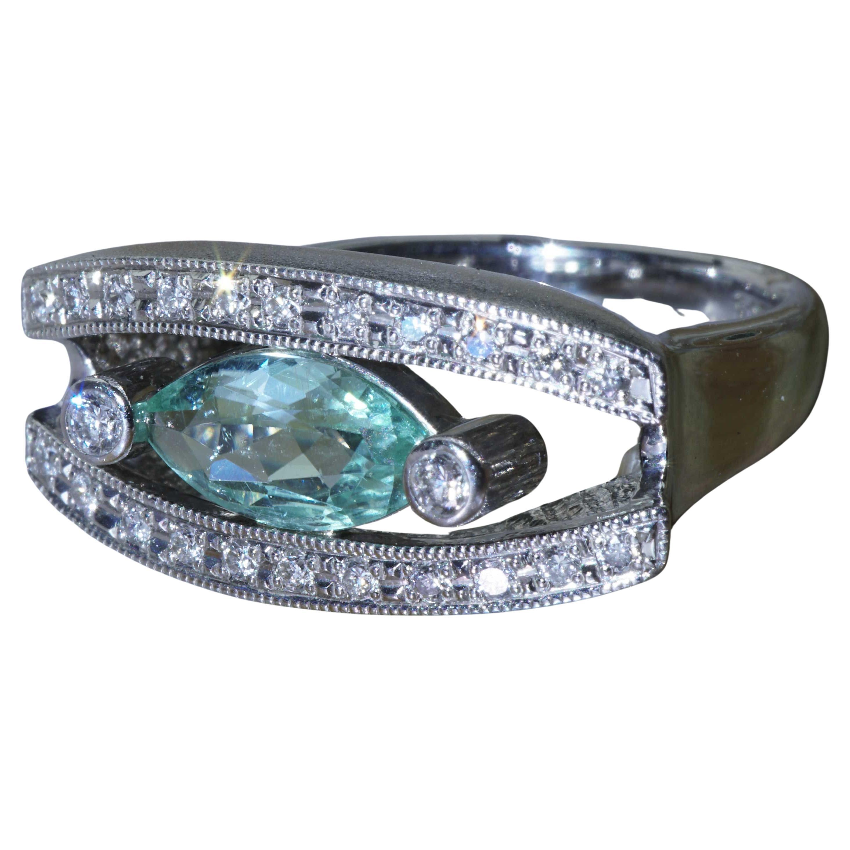 Paraiba Brilliant Ring 0.847 ct 0.28 ct Platinum 900 almost eyeclear Marquise For Sale