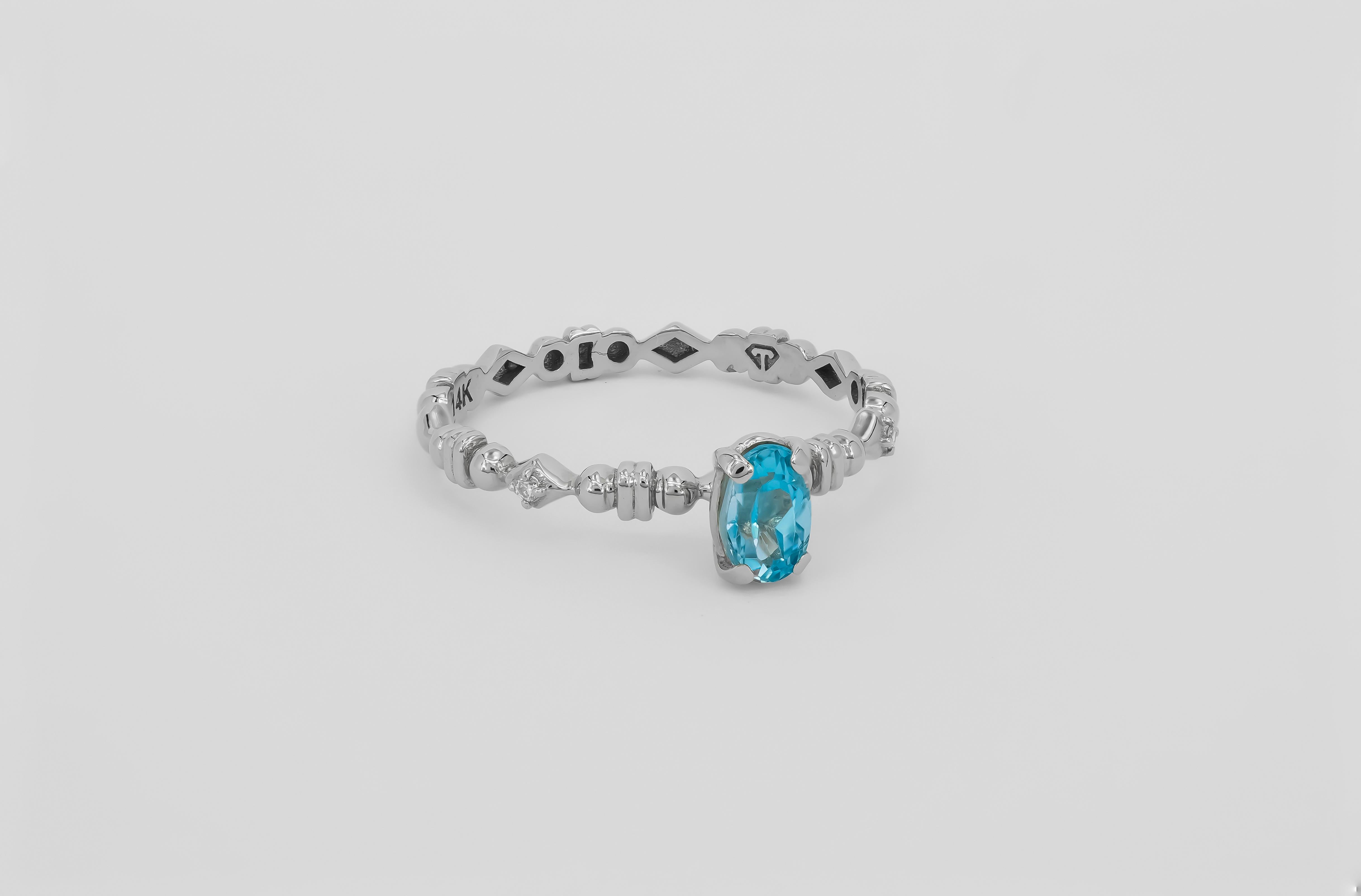 Modern Paraiba color apatite 14k gold ring.  For Sale