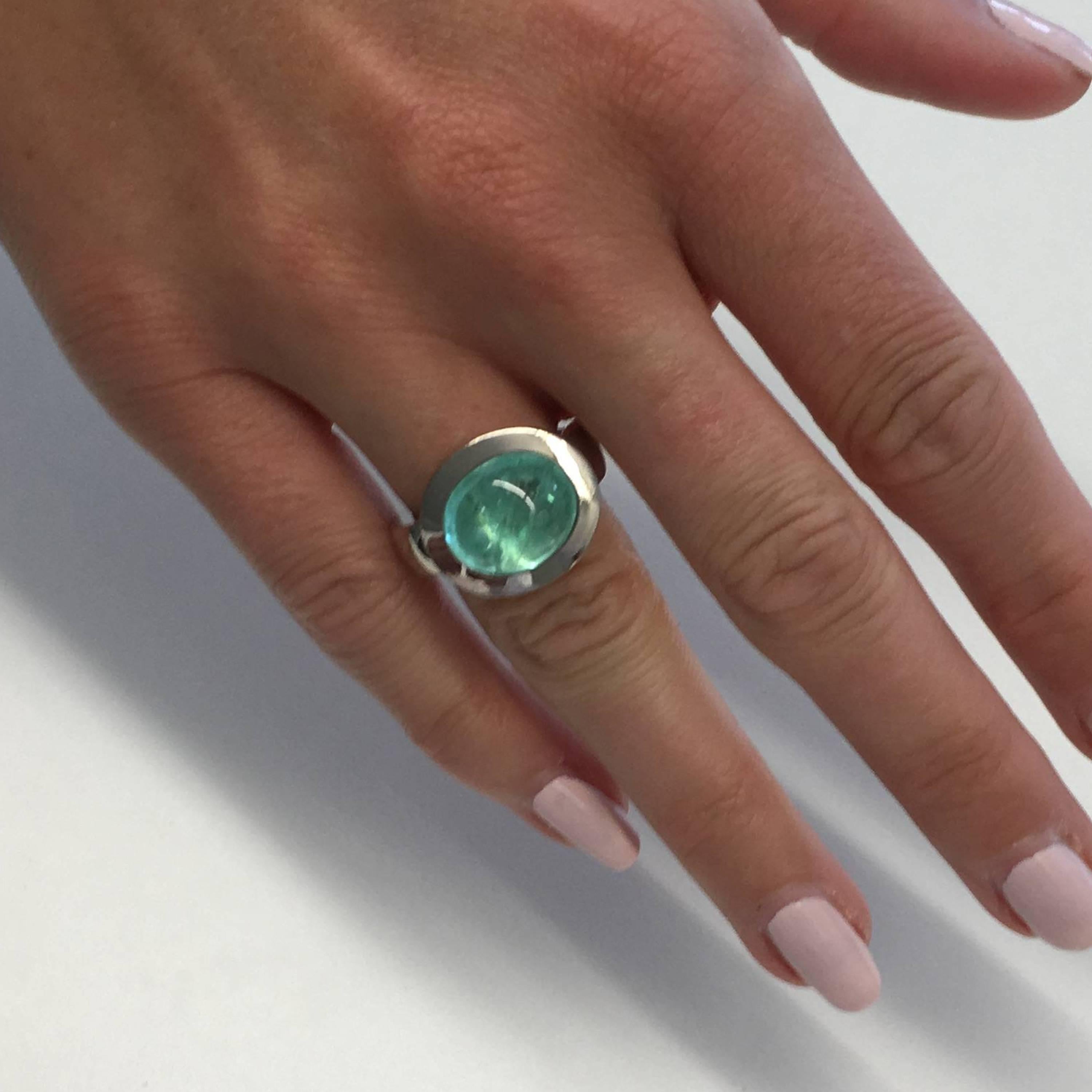 Paraiba Turmalin-Goldring von Jochen Pohl (Ovalschliff)