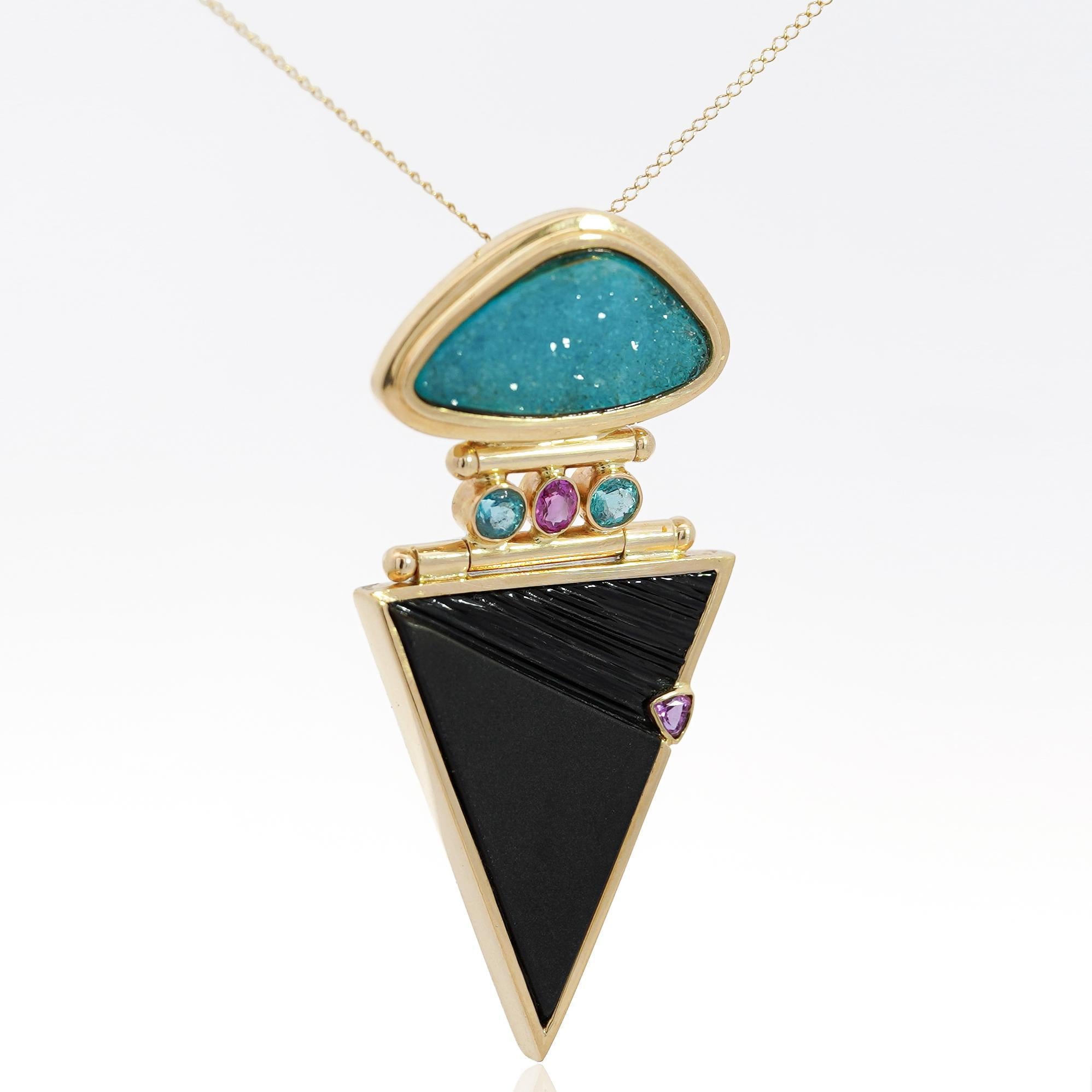 Collana con ciondolo retrò in tormalina Paraiba e onice in 14 carati In condizioni Nuovo in vendita a Miami, FL