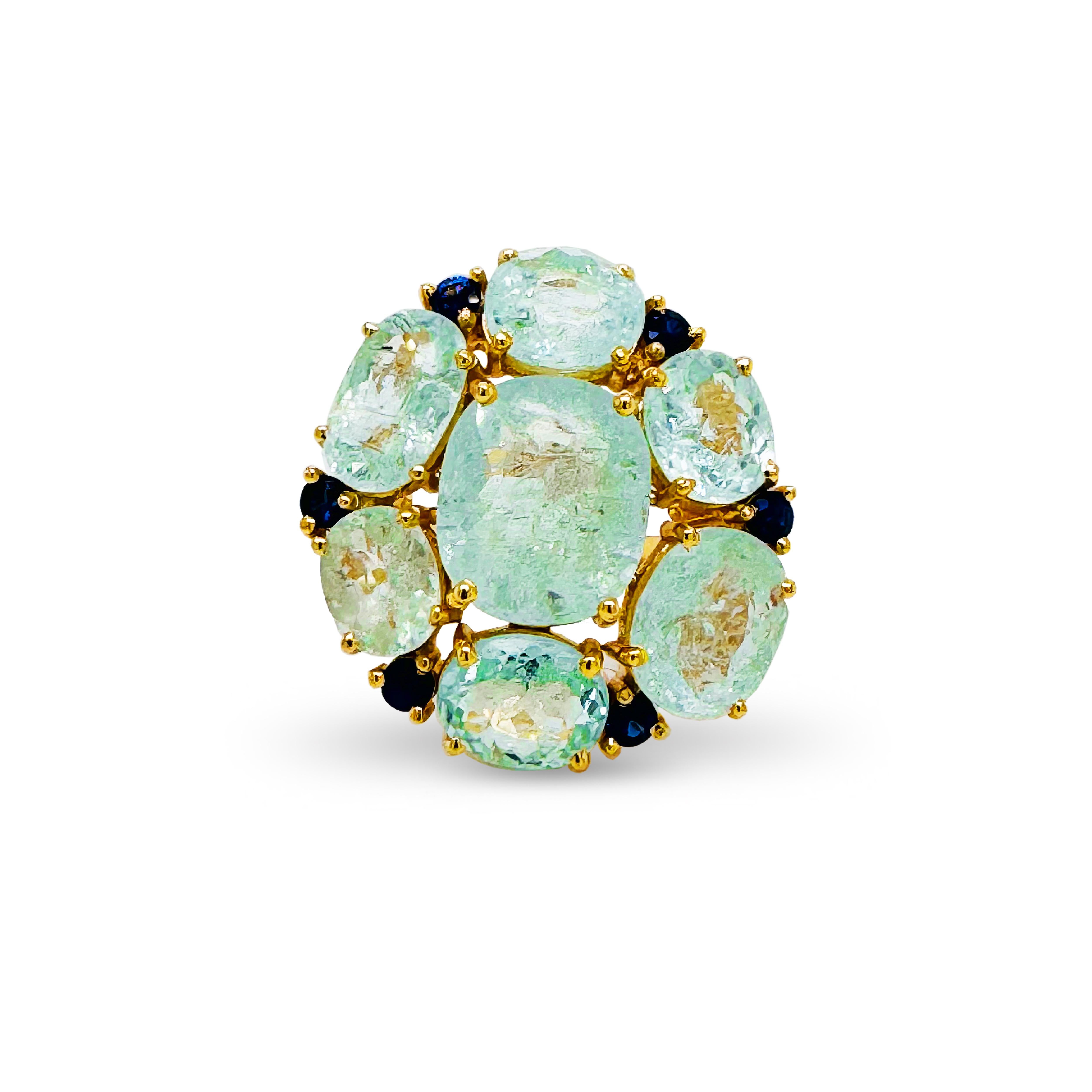 Runder Paraiba-Turmalinring aus 18 Karat Gelbgold mit ovalem und blauem Saphir (Zeitgenössisch) im Angebot