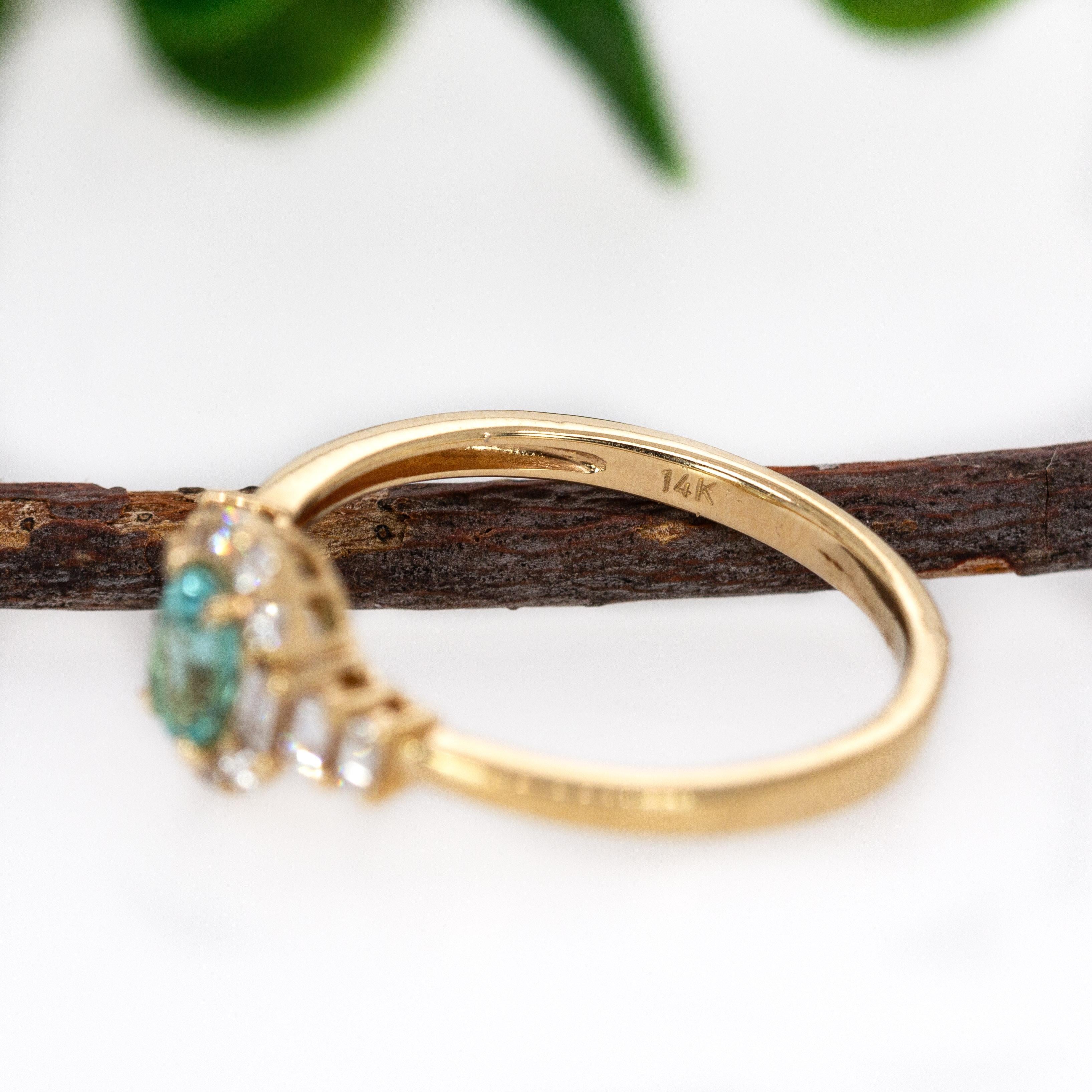 Anillo de Turmalina Paraiba con Diamantes Naturales en Oro Macizo de 14K  OV 5,5x4mm en venta 1