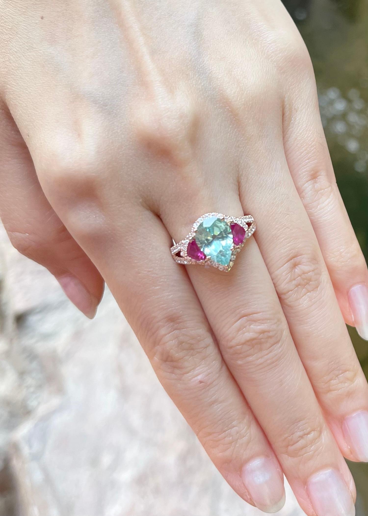 Taglio a goccia Tormalina Paraiba, rubino e diamanti in oro rosa 18K in vendita