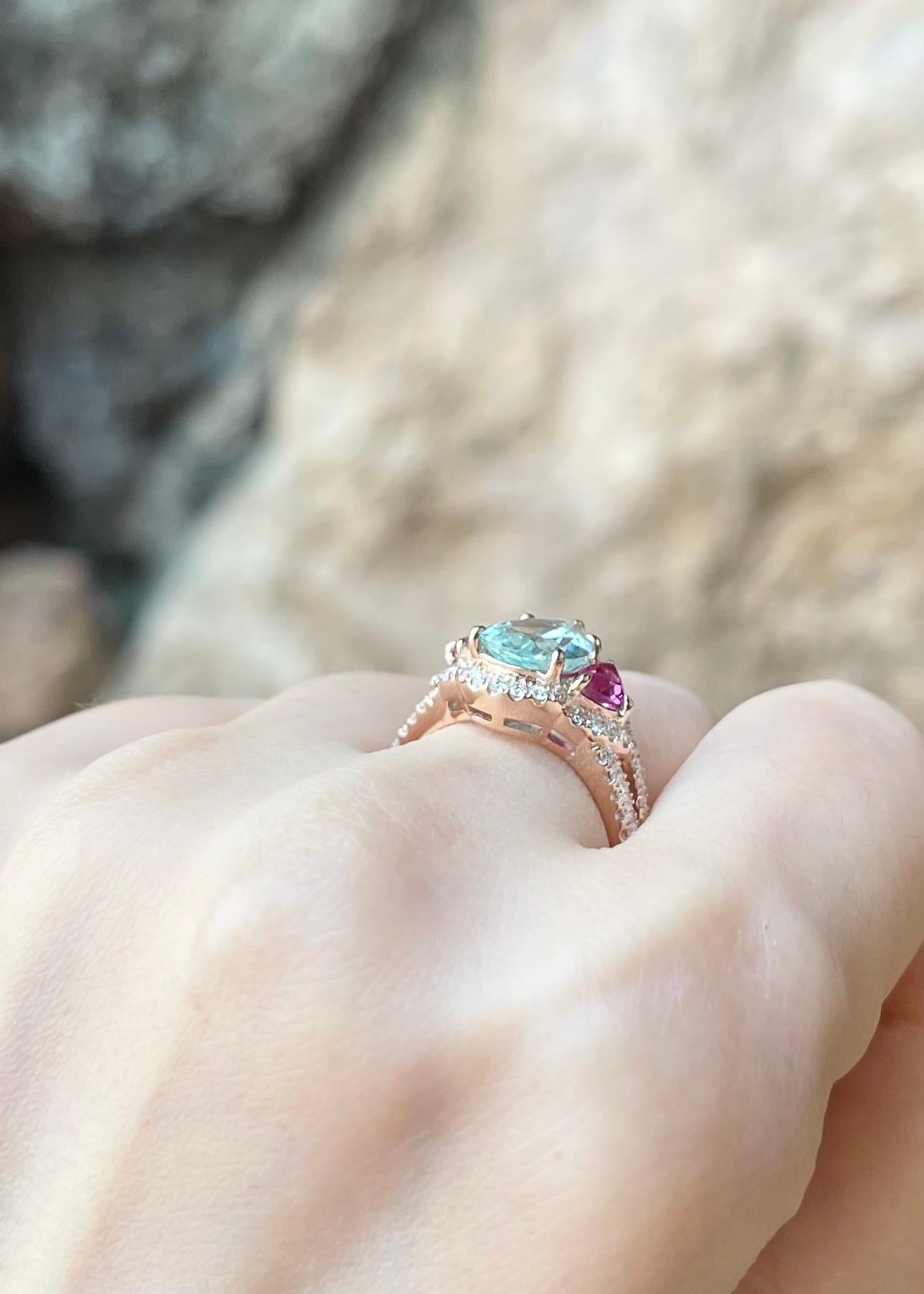 Donna Tormalina Paraiba, rubino e diamanti in oro rosa 18K in vendita