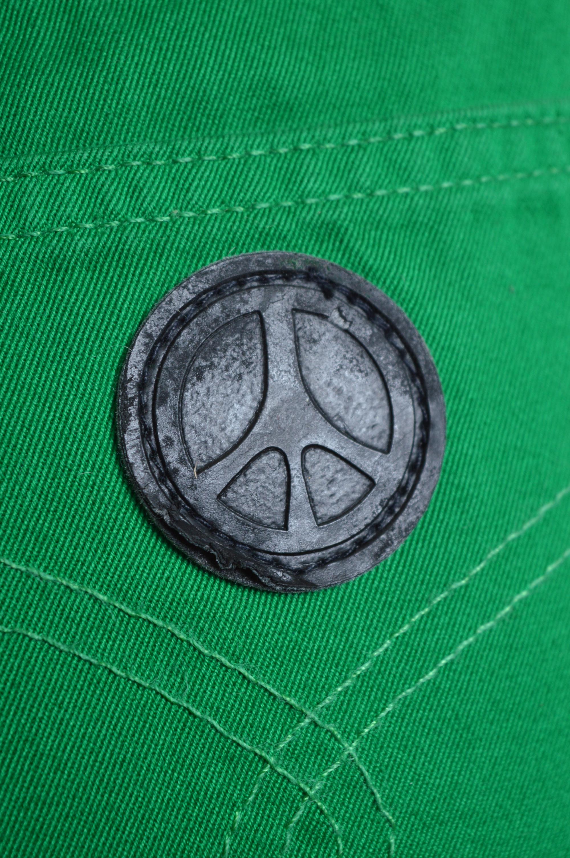 Parakeet 1990's Green Spell out Moschino Jeans a vita alta - Pantaloni in vendita 4