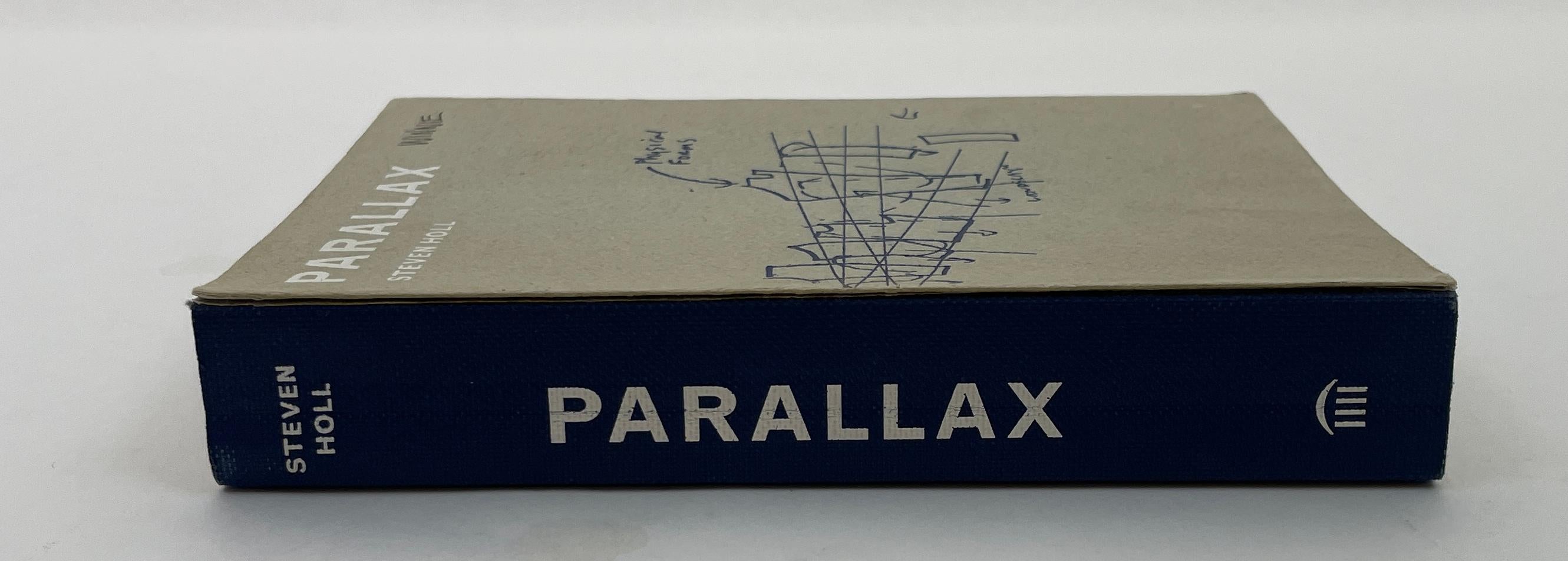 
Parallaxe Broché - 1er novembre 2000, par Steven Holl (Auteur).
Qu'est-ce qui fait de Steven Holl l'un des architectes les plus célèbres d'aujourd'hui ? Comme nous l'apprenons dans Parallax, son succès provient de la création de formes