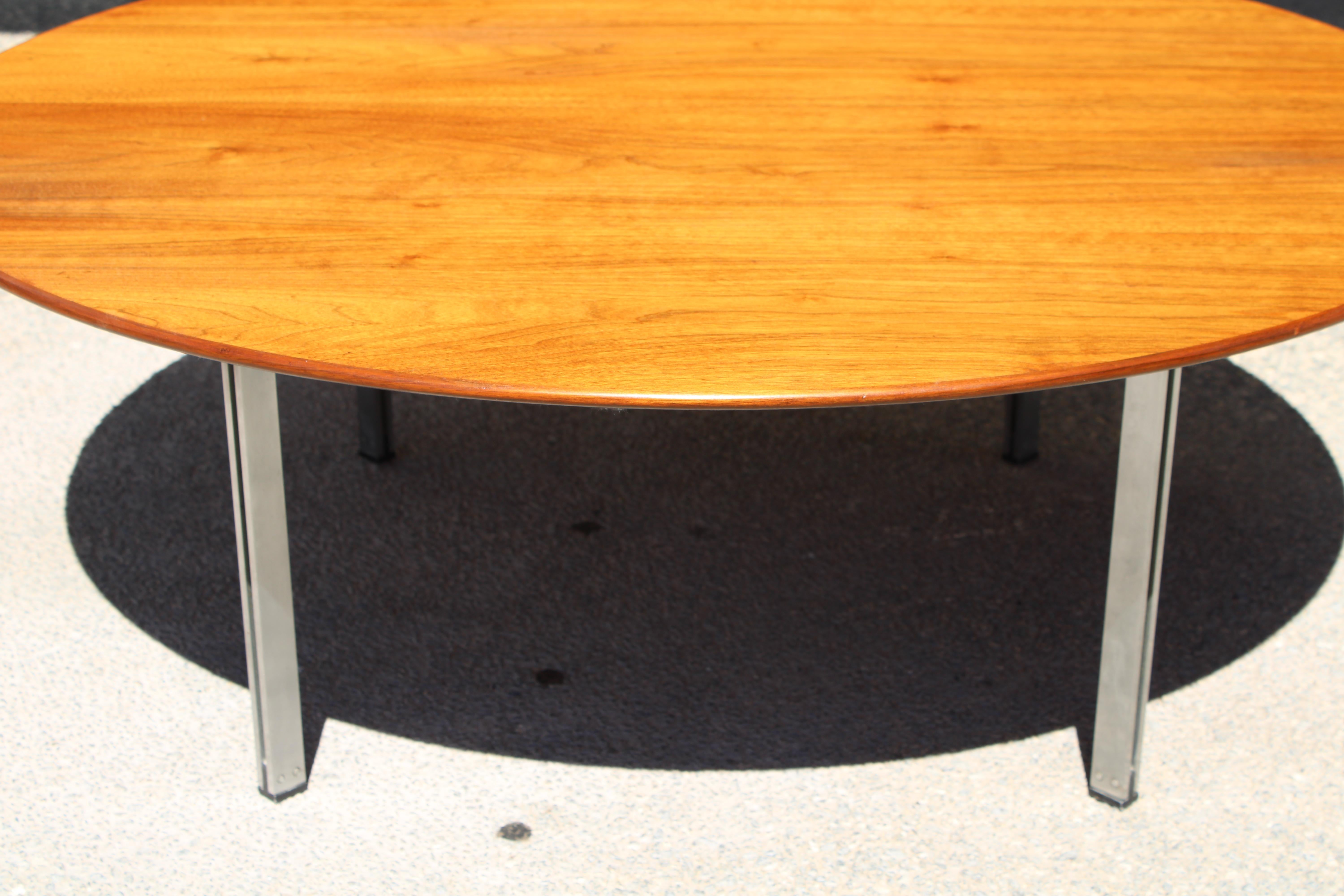 Mid-Century Modern Parallel Bar Walnut Coffee Table by Florence Knoll for Knoll For Sale