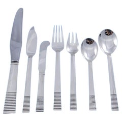 Juego de Cubiertos de Plata de Ley Parallel by Georg Jensen 8 Servicios 64 piezas Cena