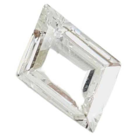 Parallelogram Cut Diamond 0.60 G/IF Solitaire Ring 750 Gold in 4 Prong Setting For Sale