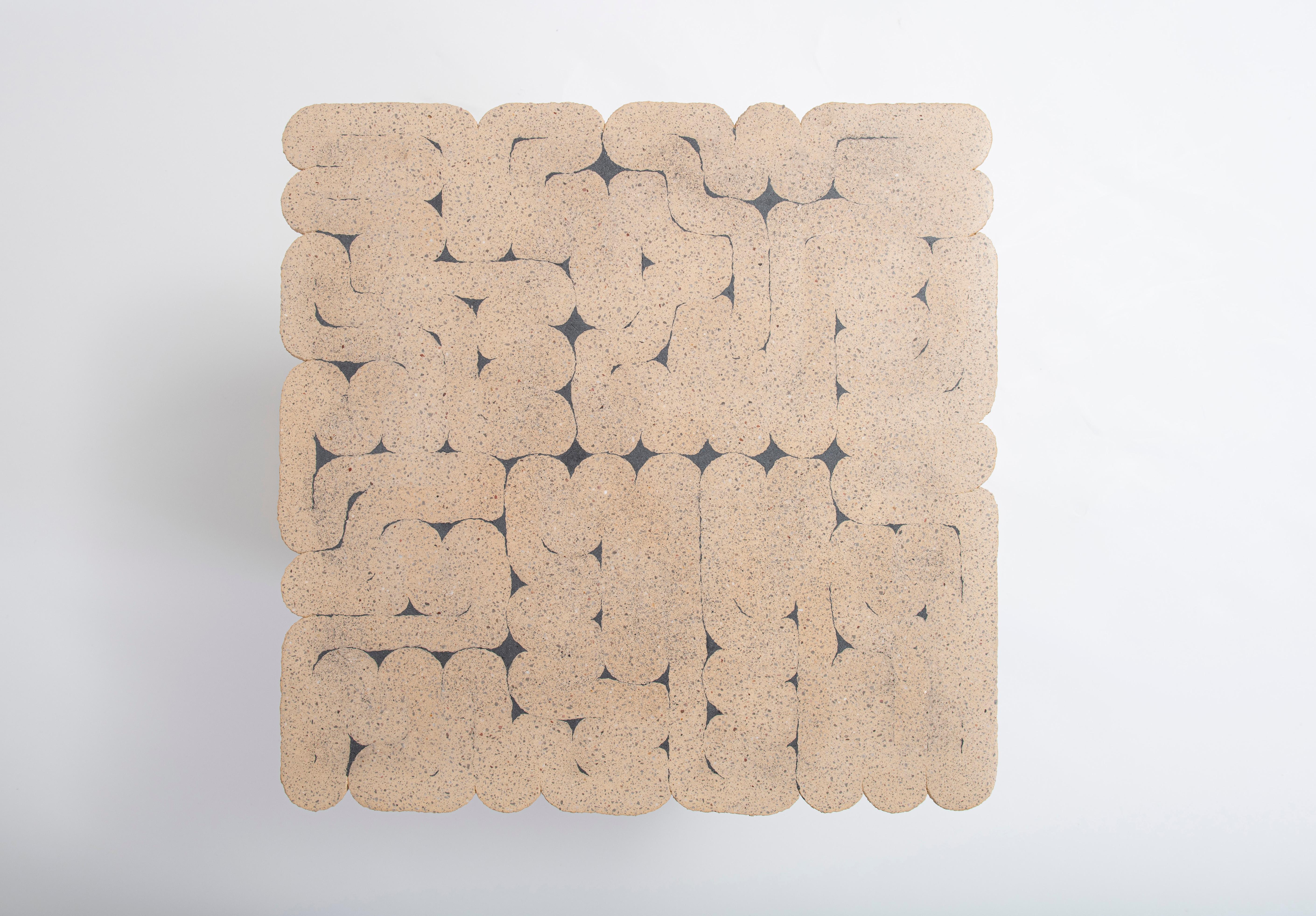Paramorph Table in Beige In New Condition For Sale In Weidling, AT
